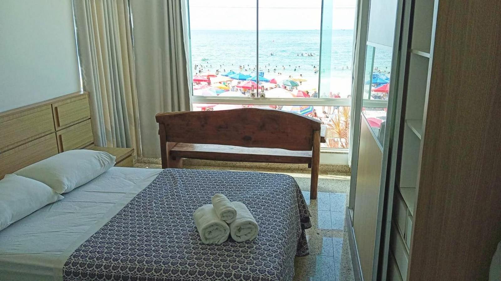 Triplex pé na areia