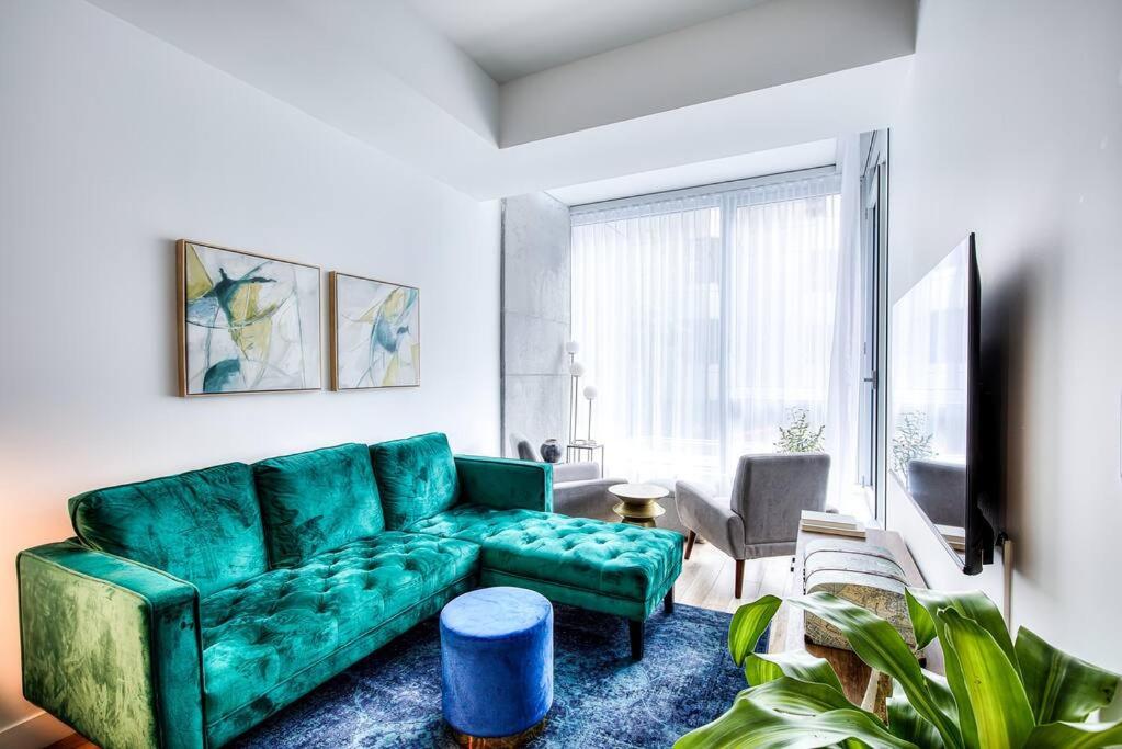 Executive Suite Corporate stays Heart of Downtown