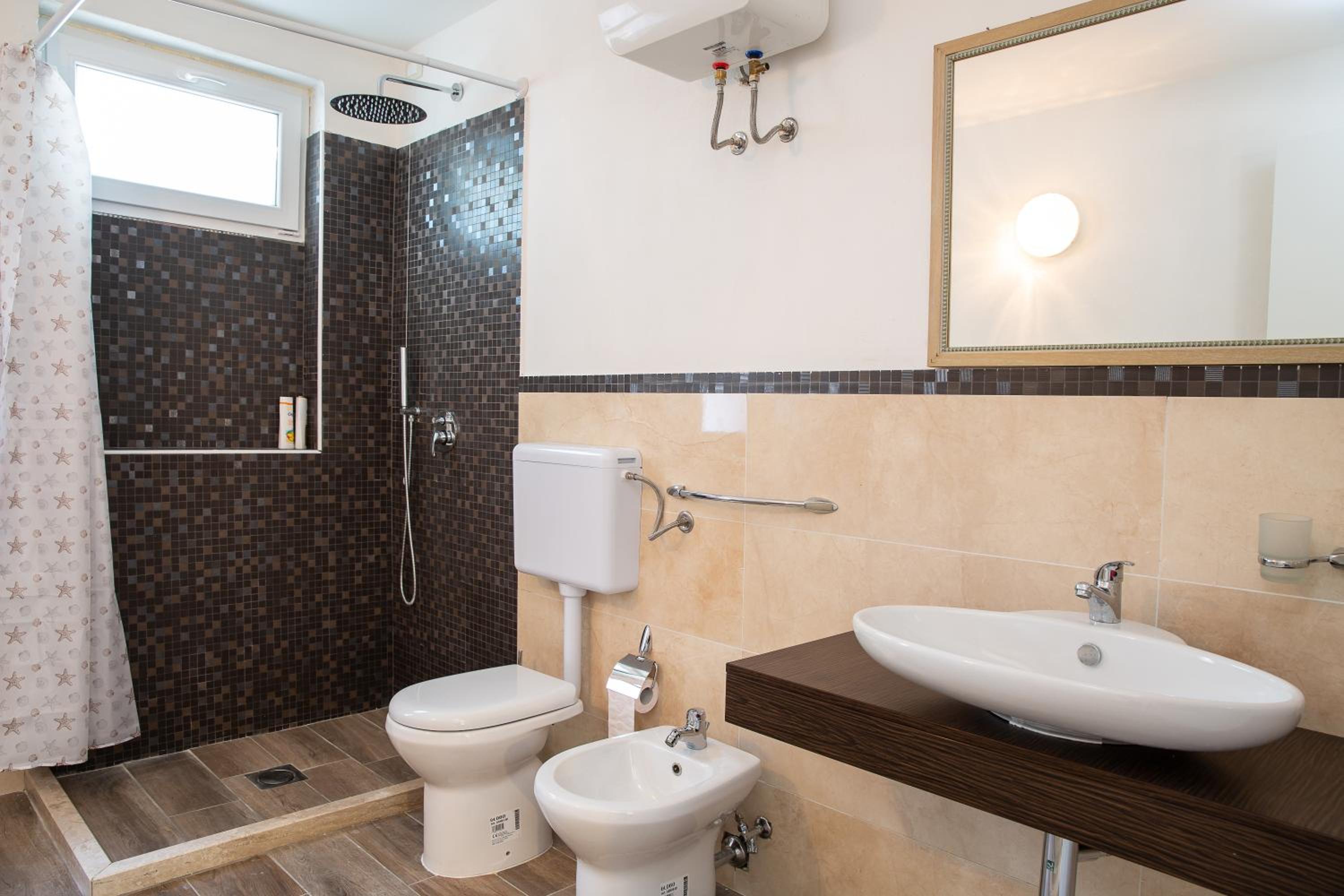 Photo 27