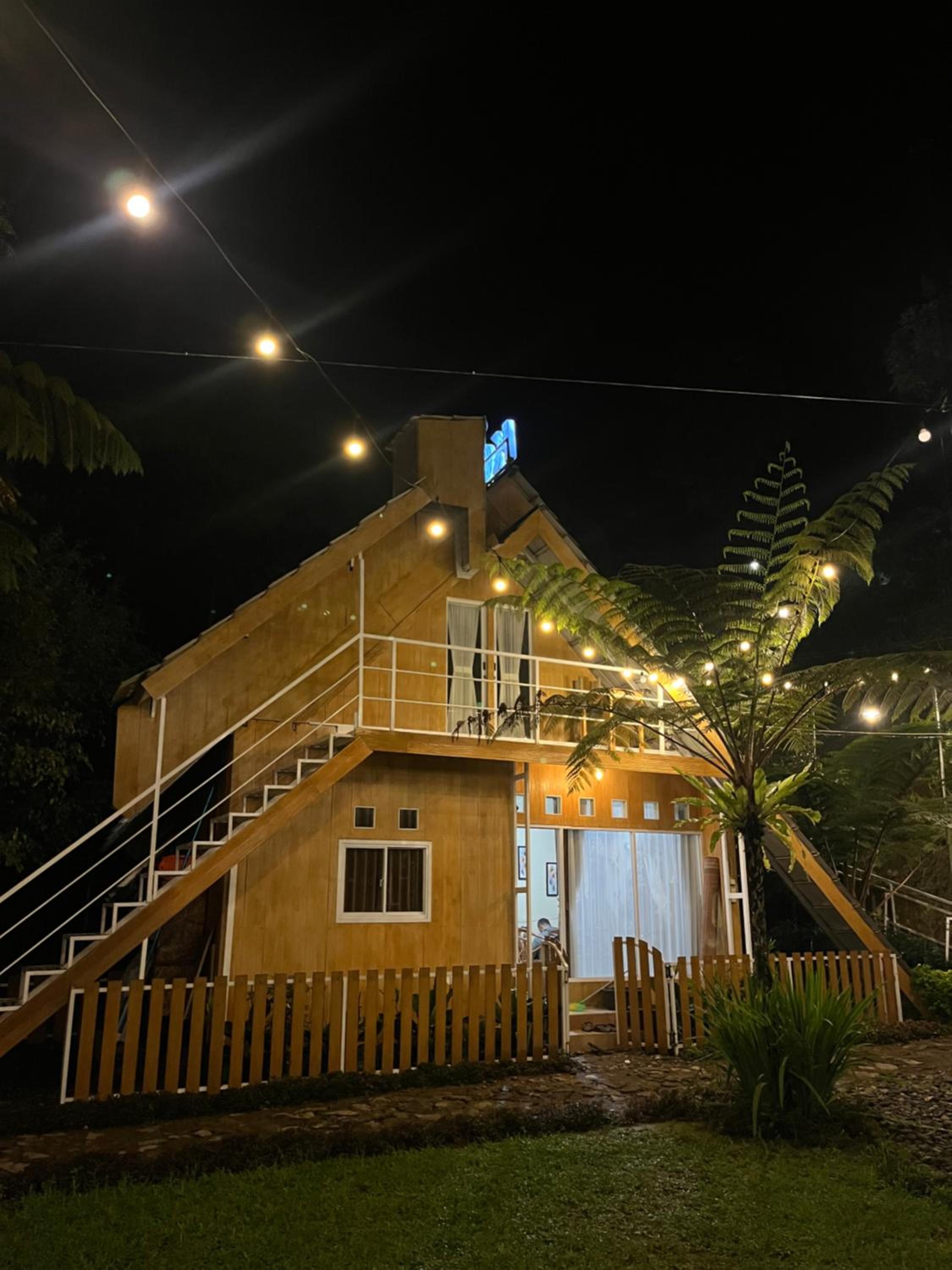 Villa Kolah Watu