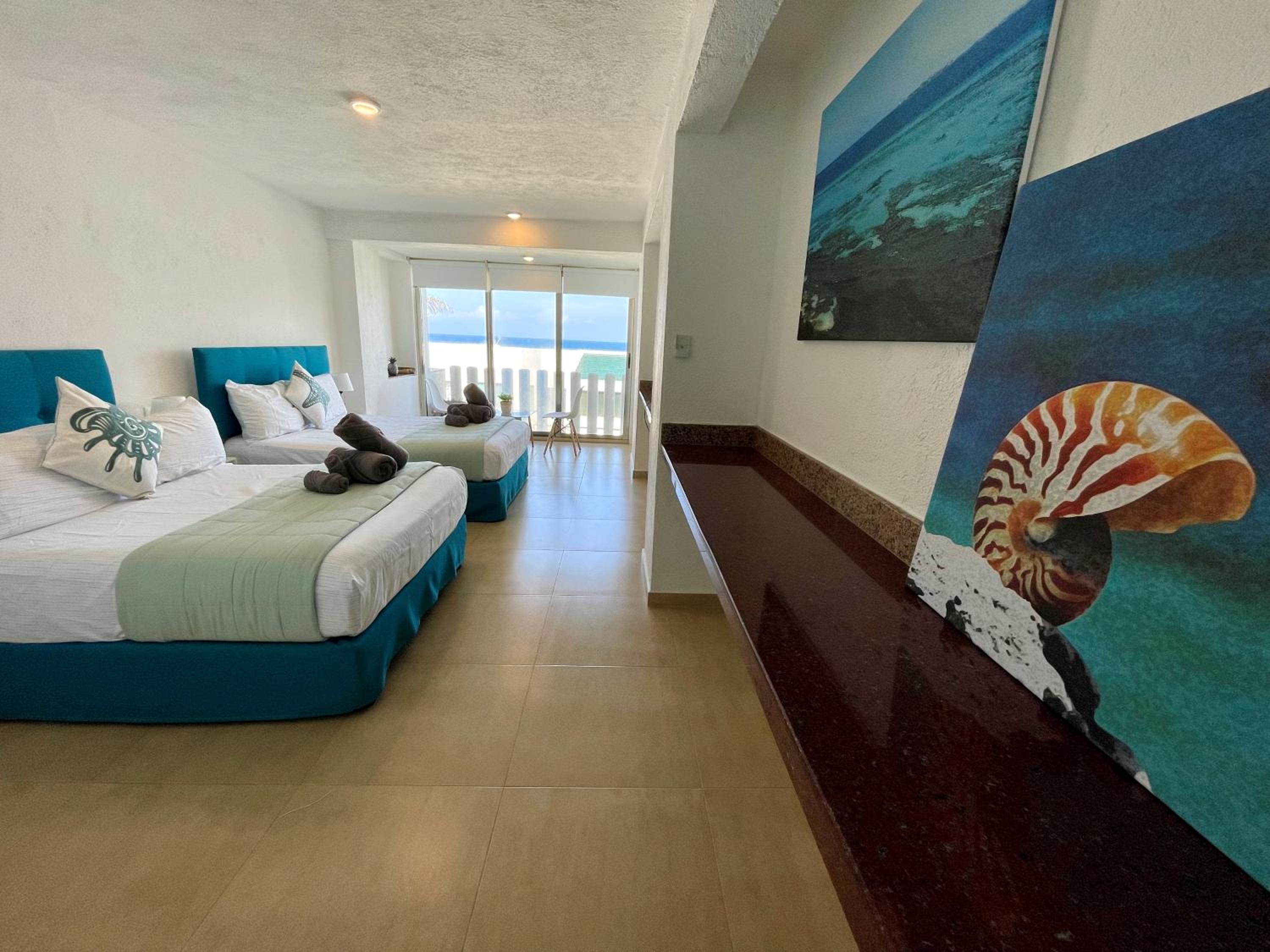 Beachfront Residence with Pool & Stunning Views