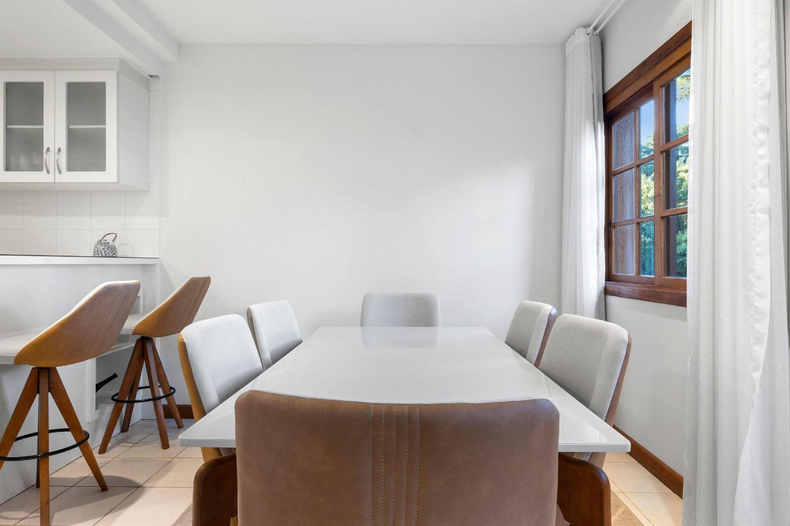 Bosque de Viena Duplex by Achei Gramado