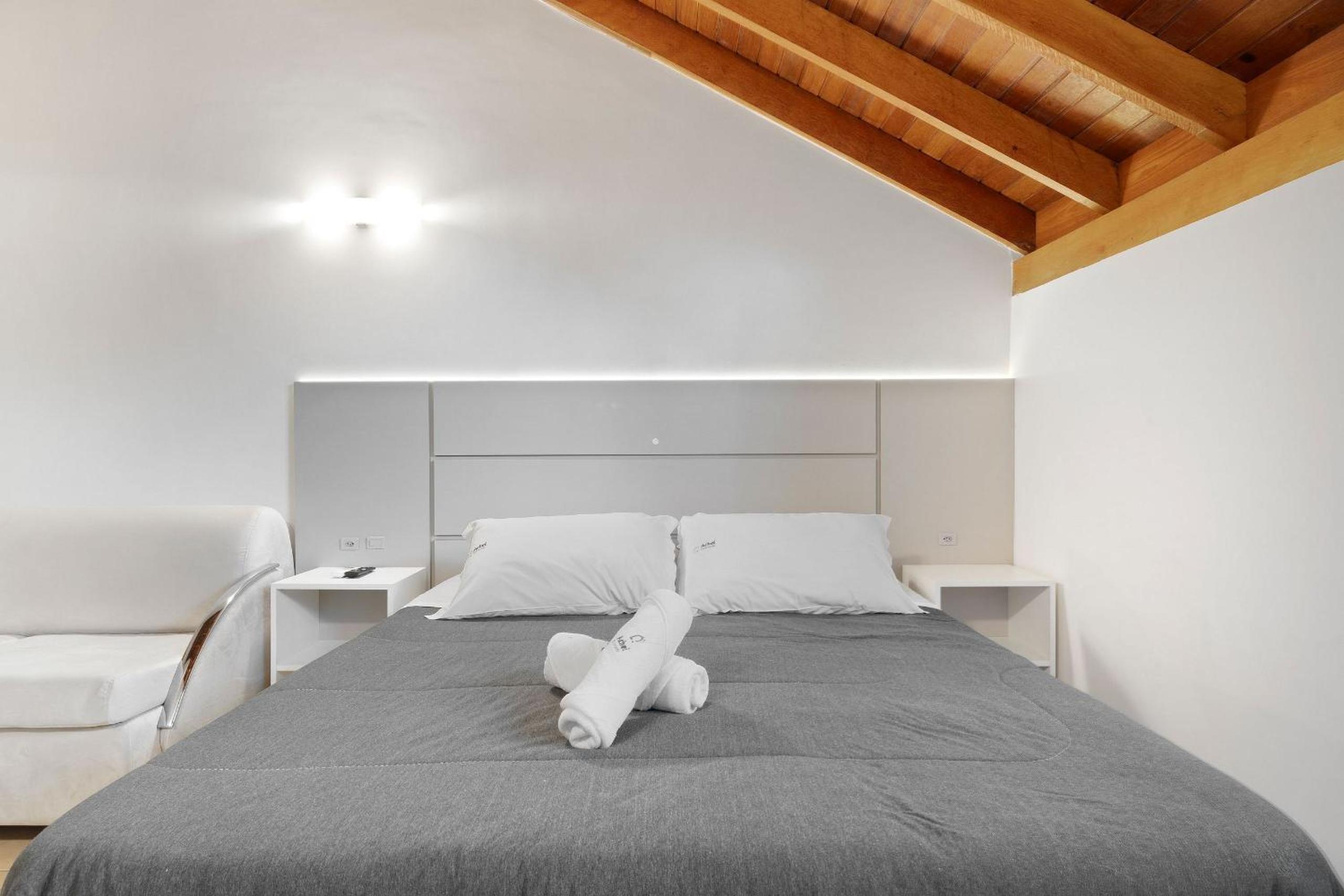 Bosque de Viena Duplex by Achei Gramado