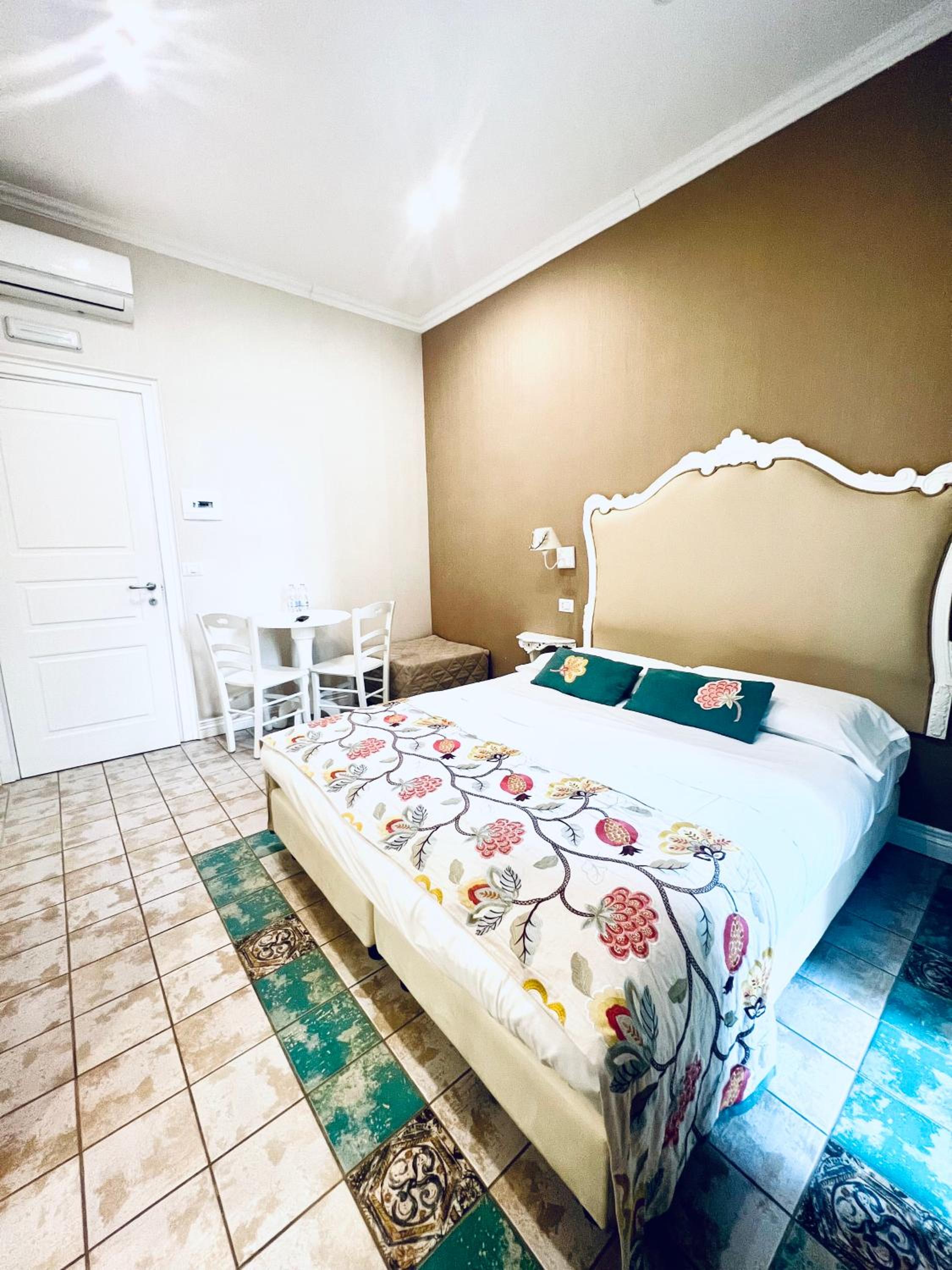 MILUAR Relais - B&B - Vanvitelli