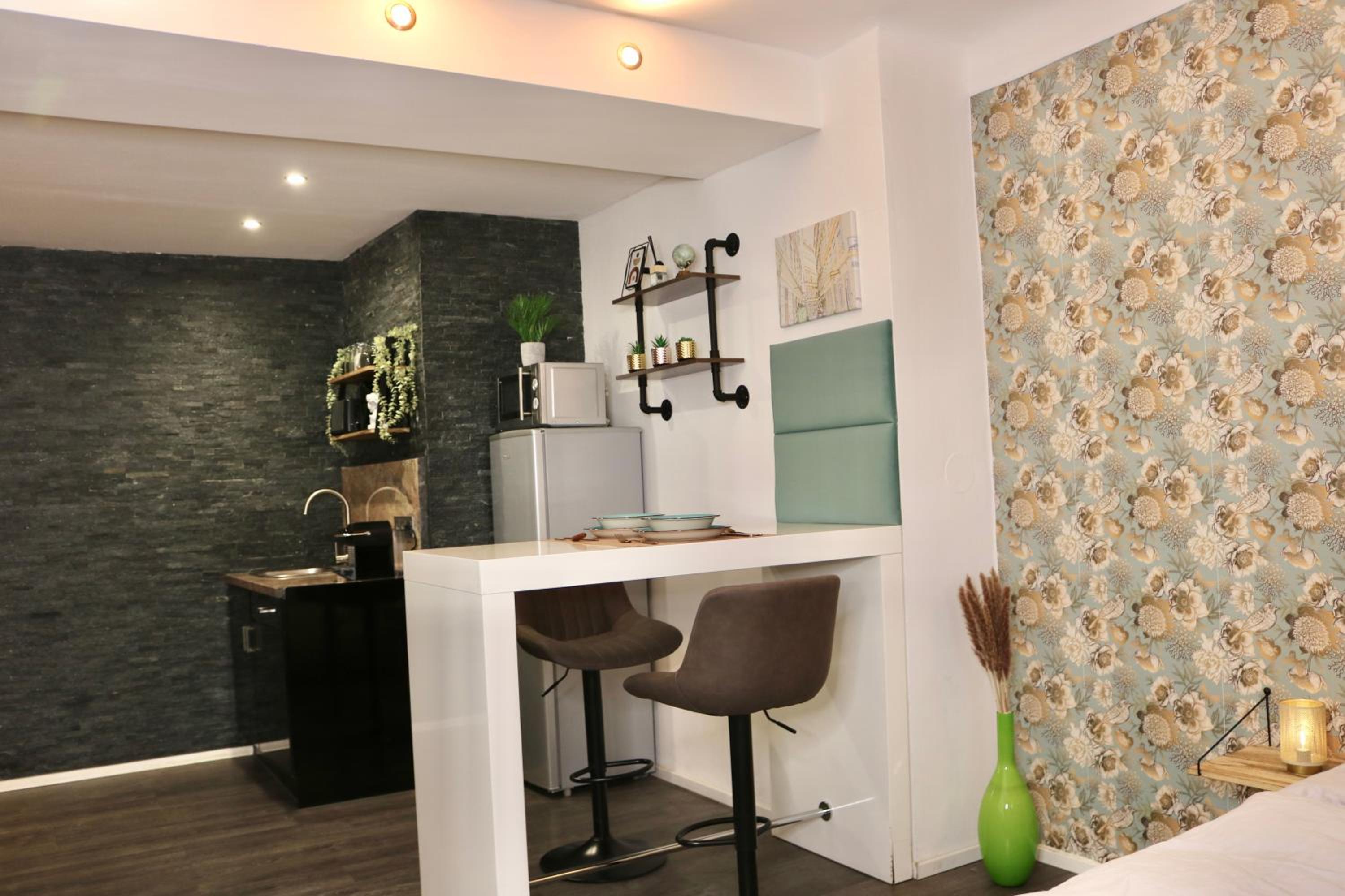 Philux City Apartment