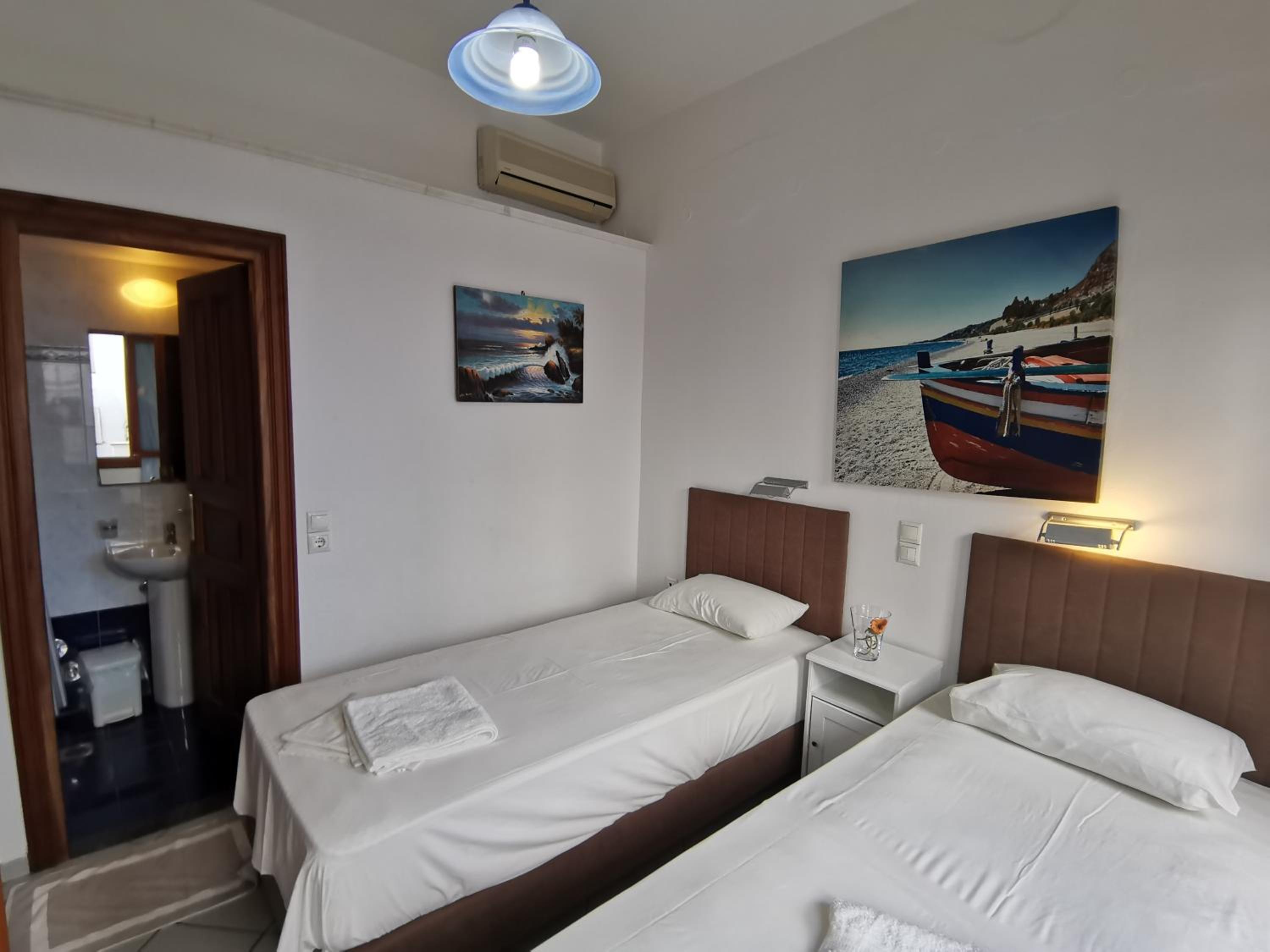 Maria Eleni Guesthouse view 4