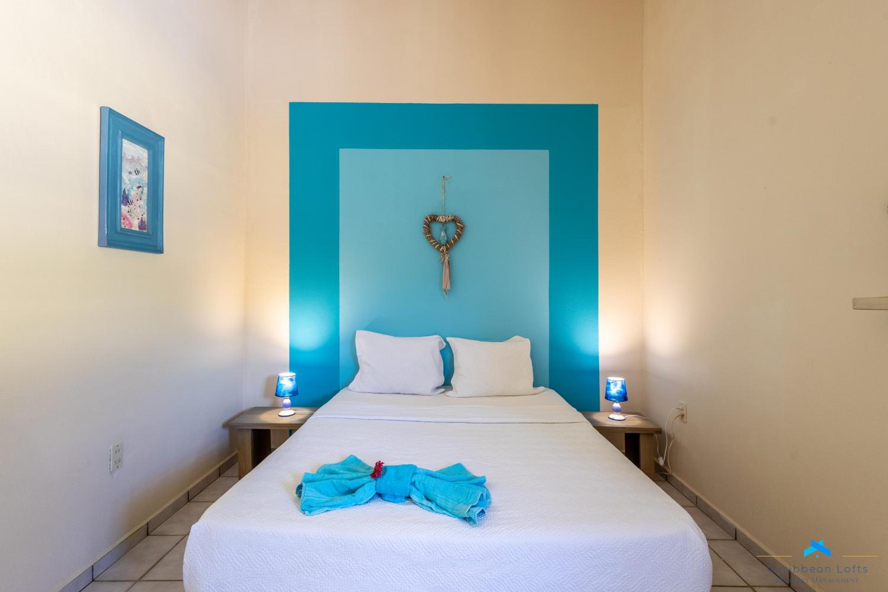 Caribbean Vibes / 2 bedroom house with big terrace