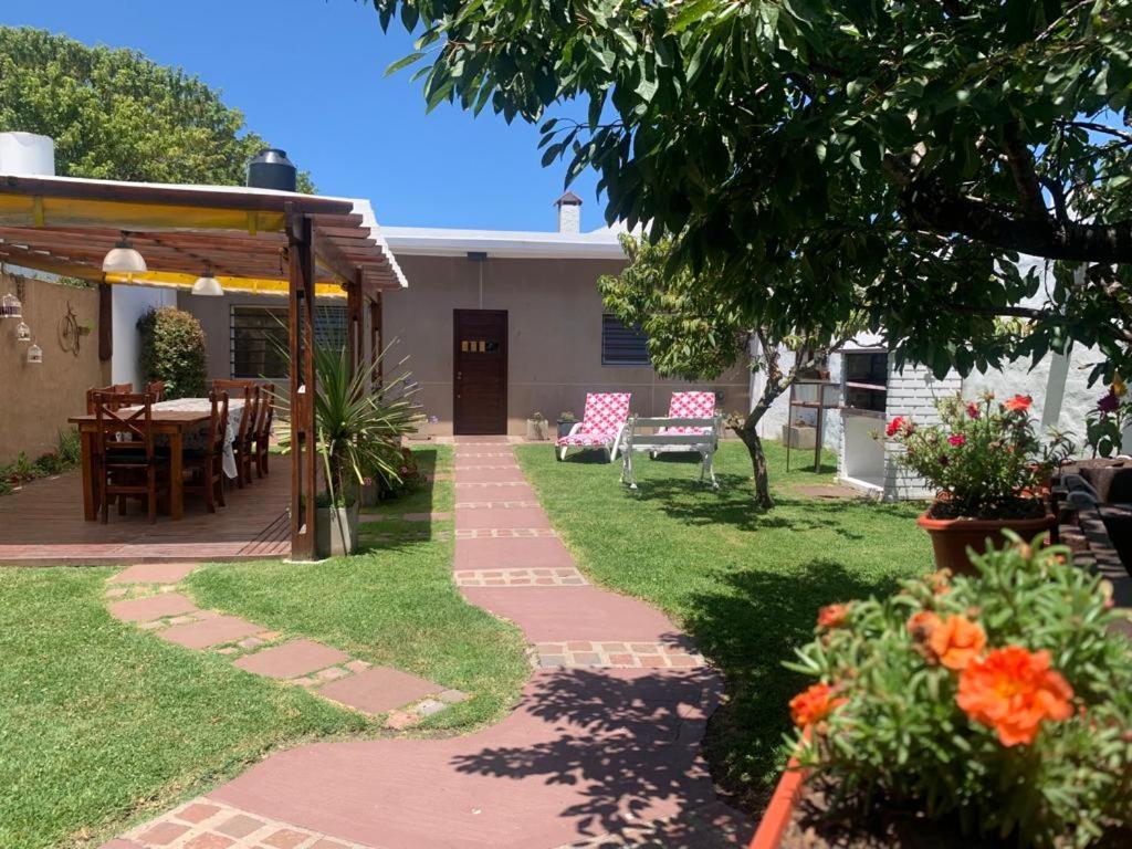 La casita de Sue solo para familias reserva solo con seña