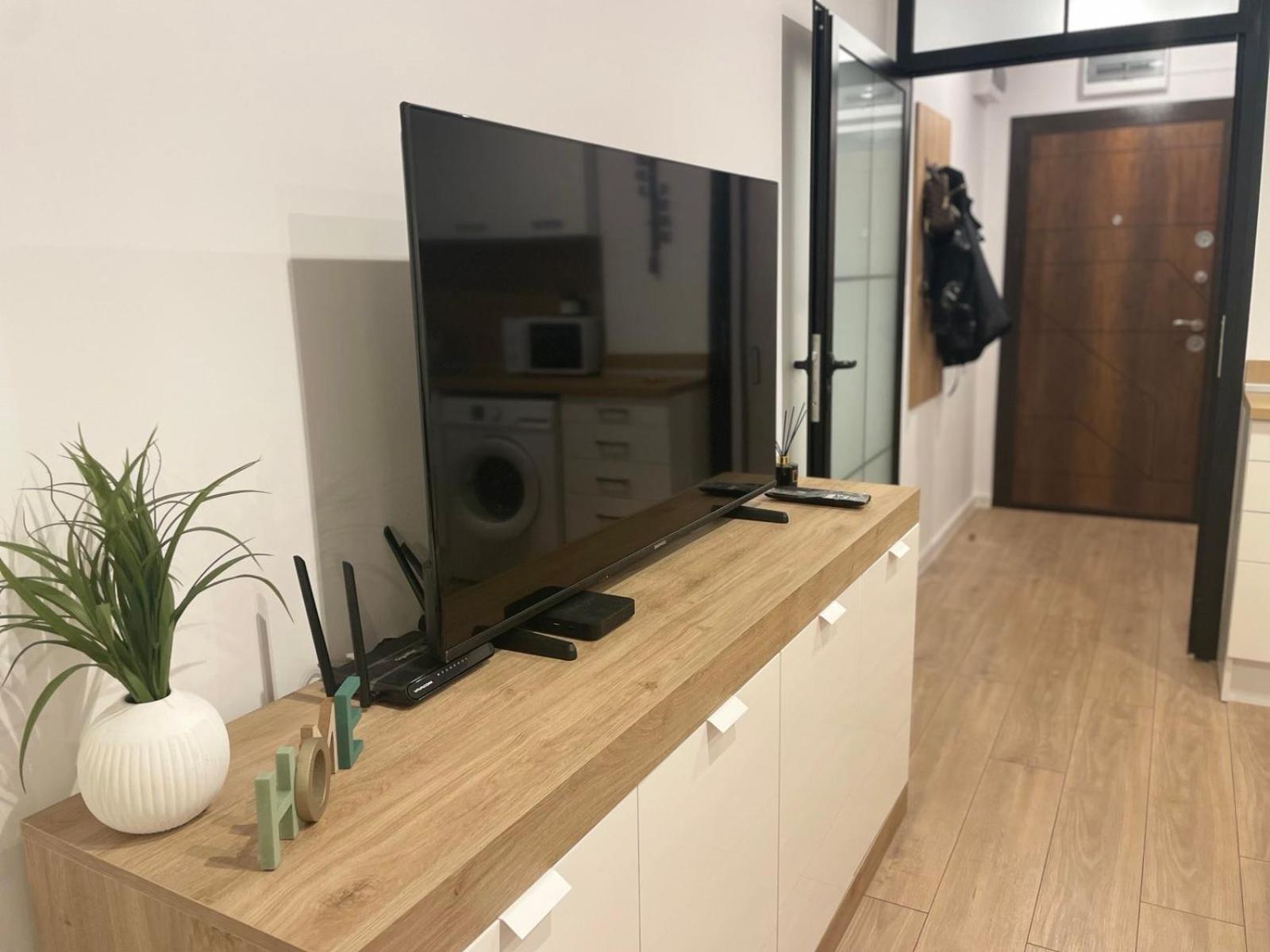 Art Home