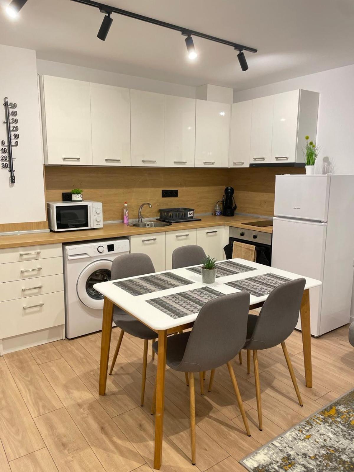 Art Home
