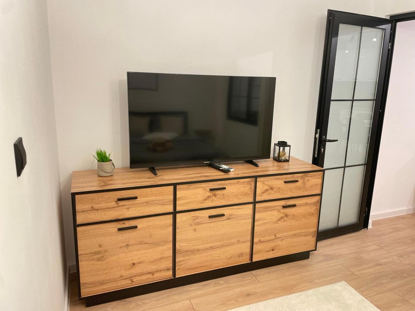 Art Home