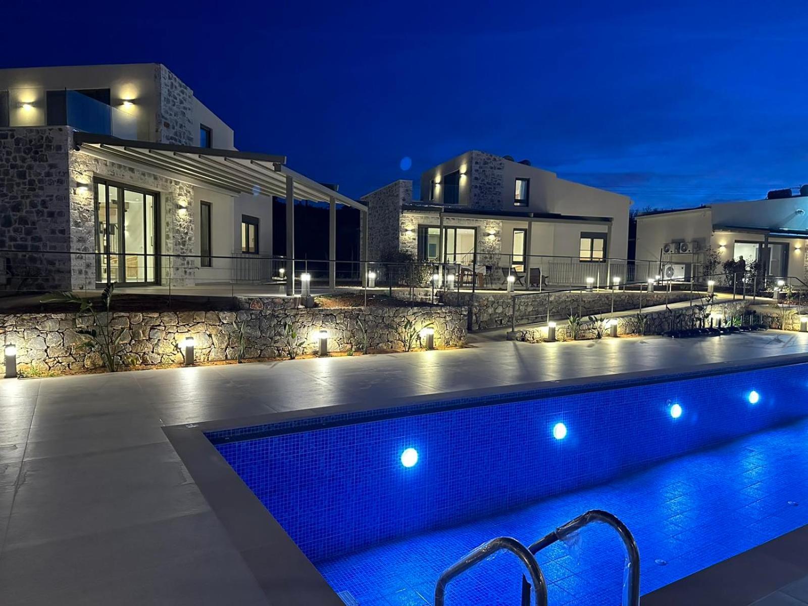 Mitos Villas