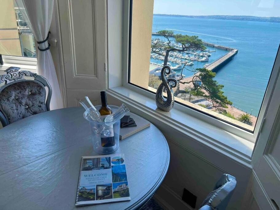 Waterside & Marina View Apartment in Torquay view 2