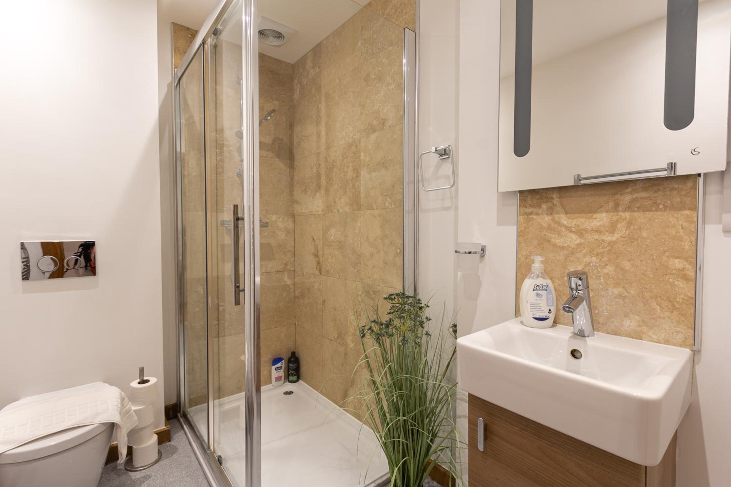 Elegance at the Lanes-3BD view 5