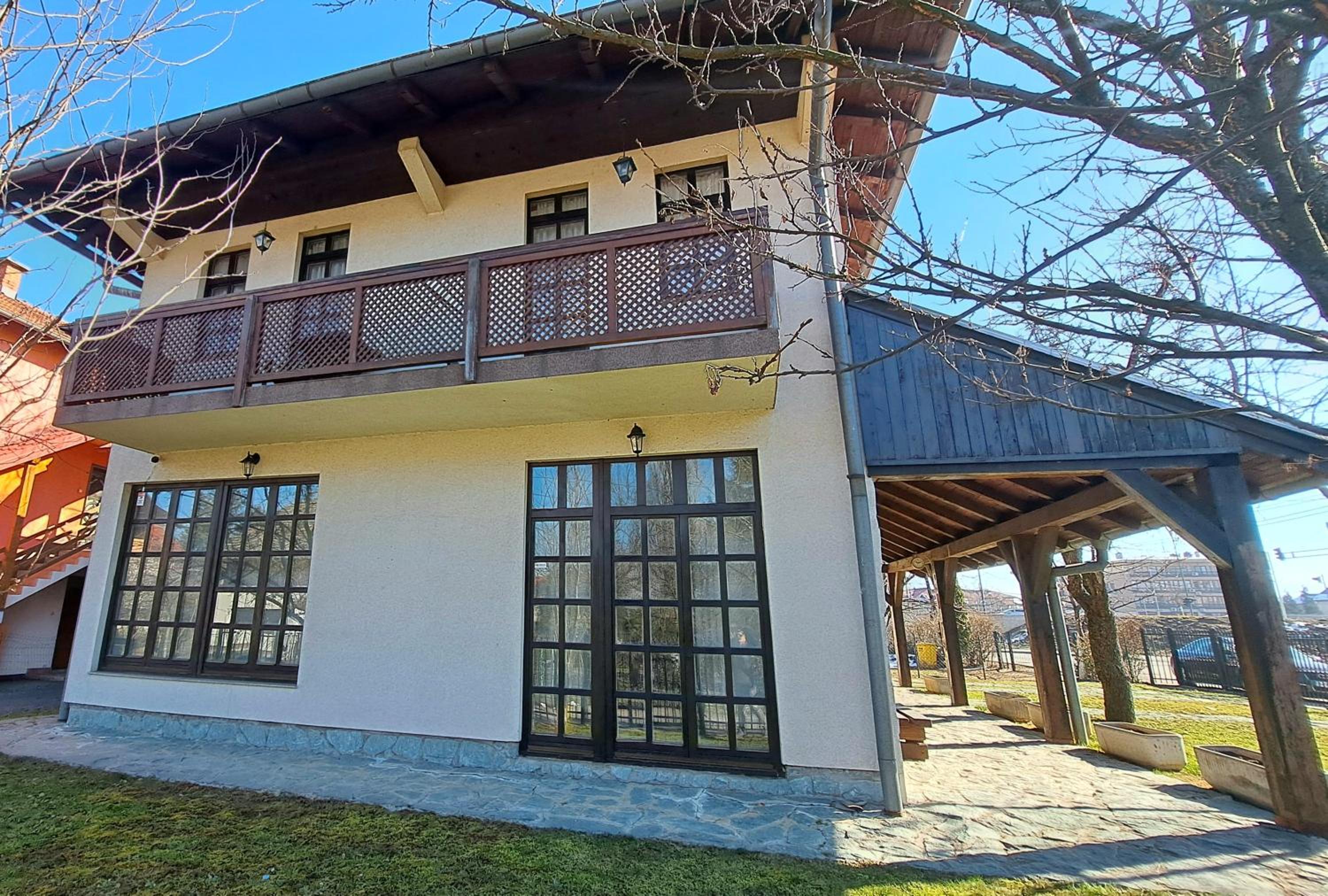 Villa