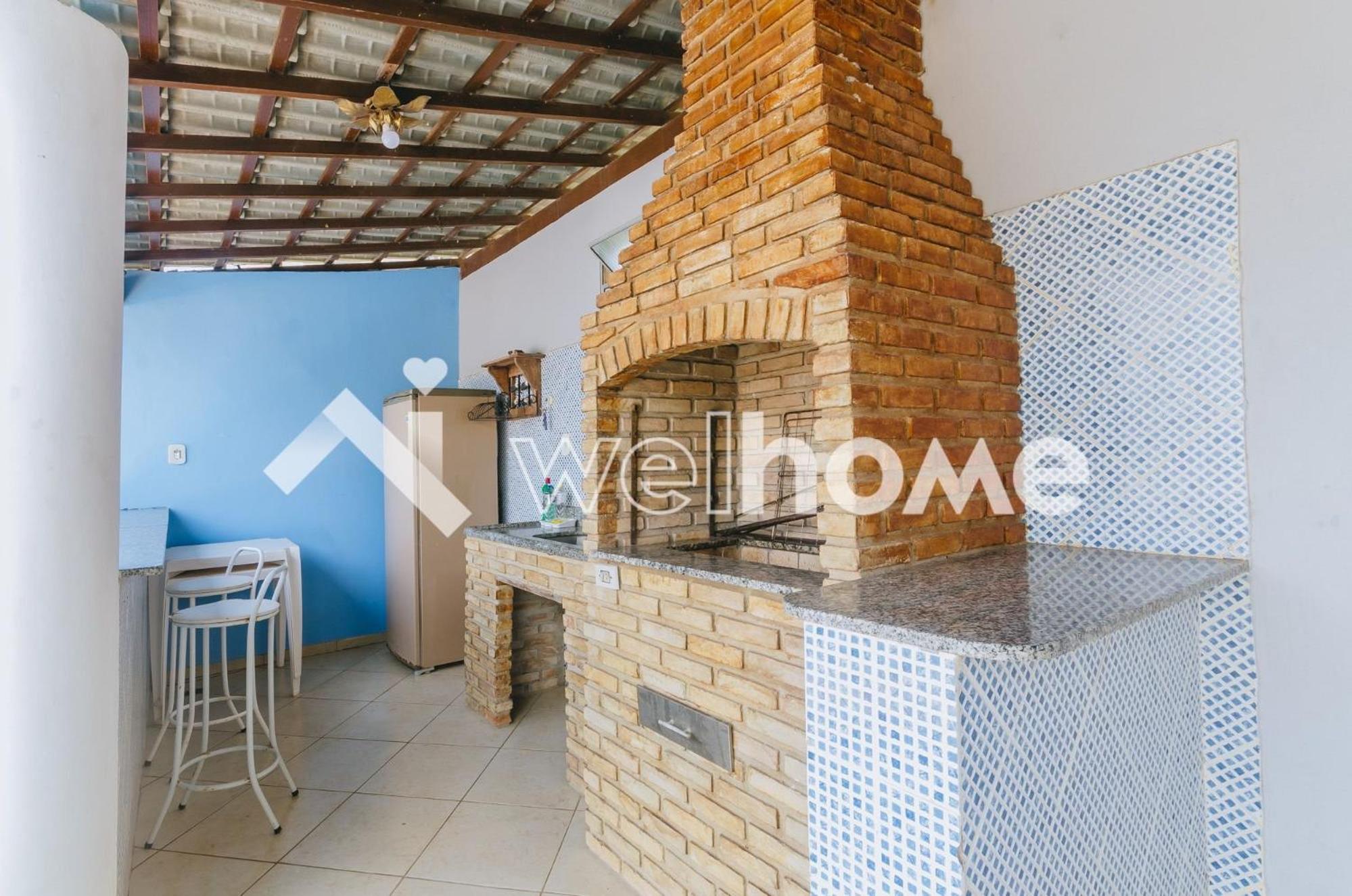 Casa com piscina e churrasqueira em Camaçari