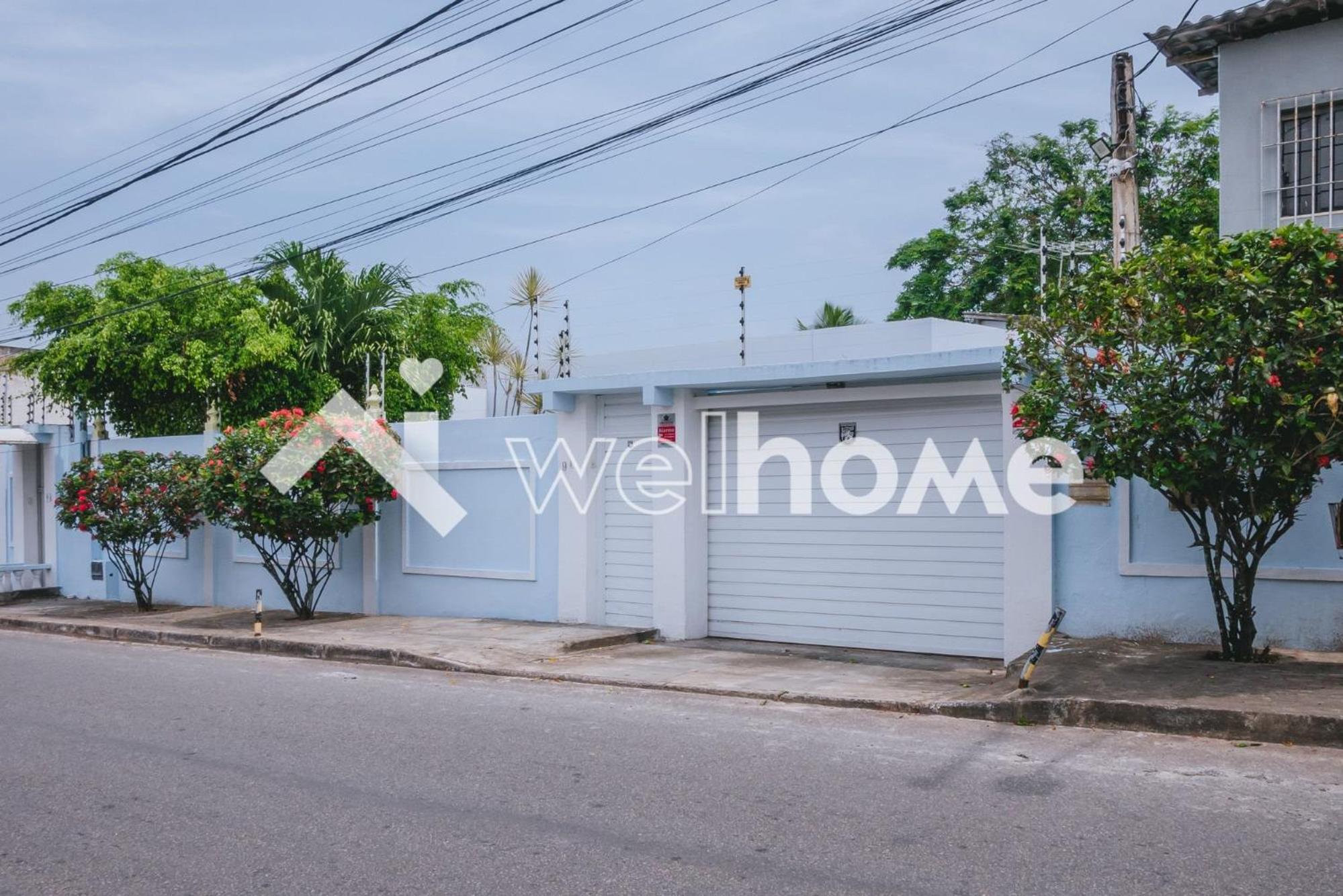 Casa com piscina e churrasqueira em Camaçari