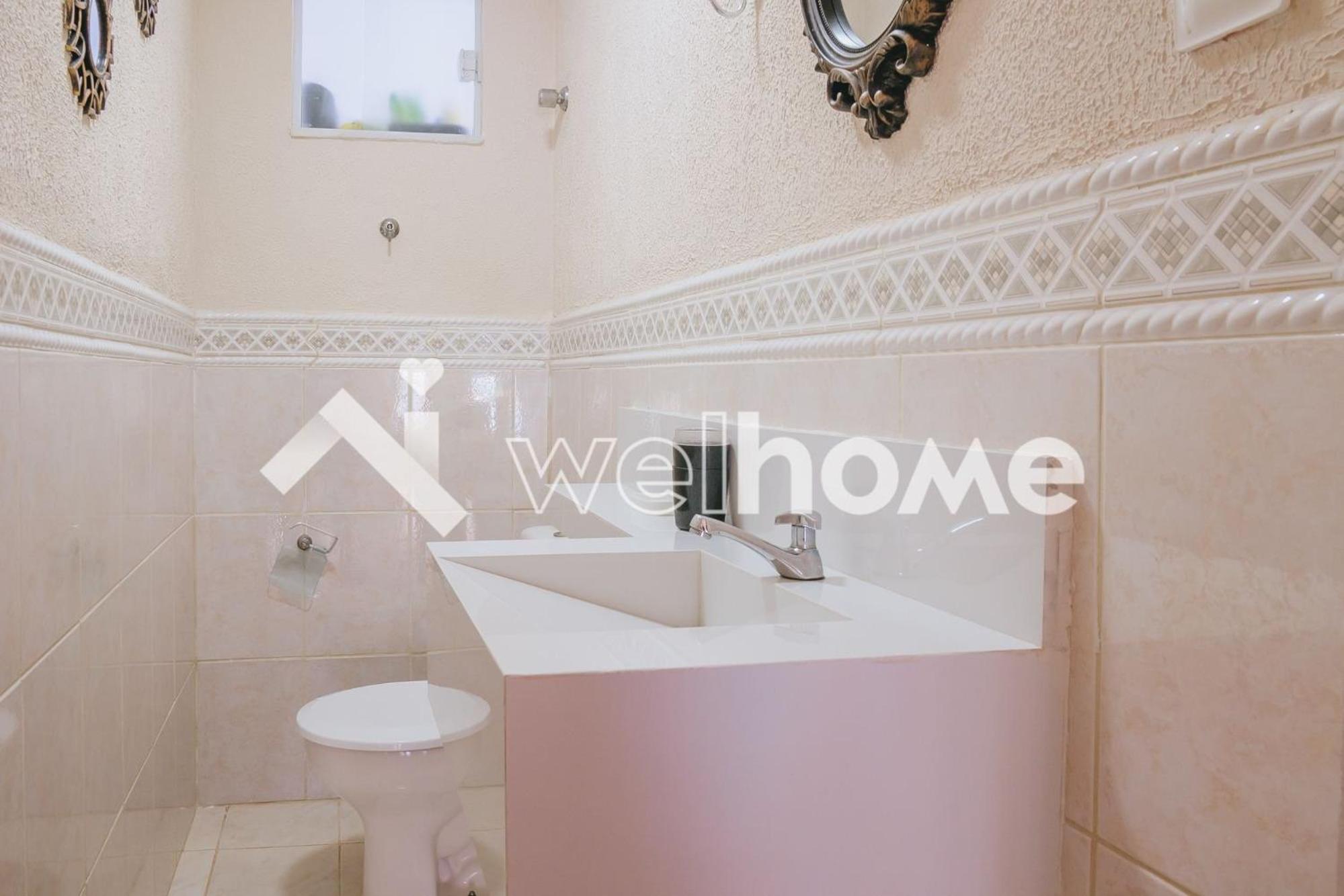 Casa com piscina e churrasqueira em Camaçari