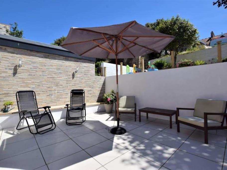 Seaview 6 Bedroom Villa, Ilfracombe view 3