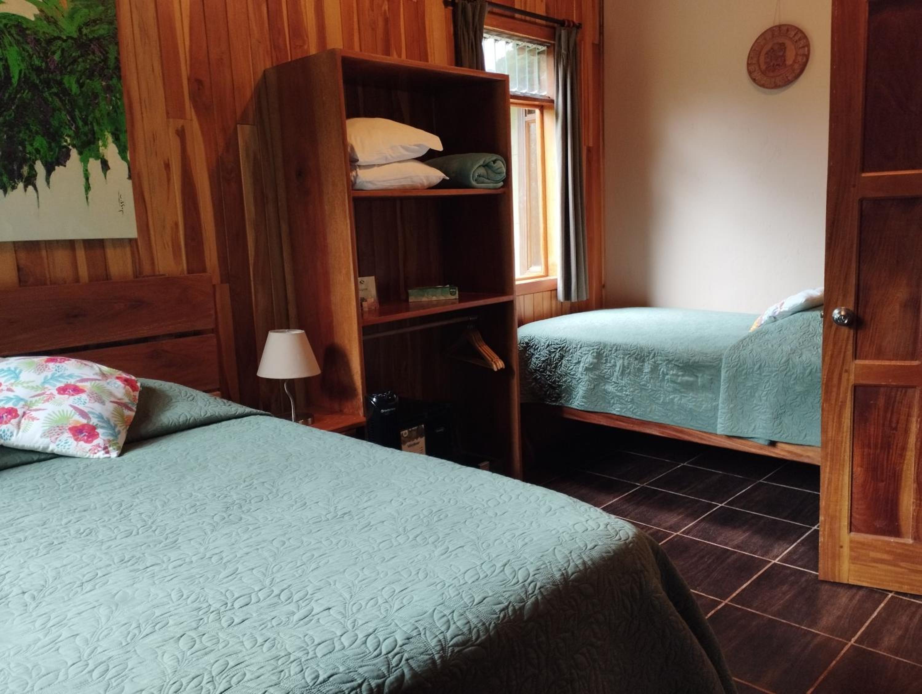 Cala Lodge