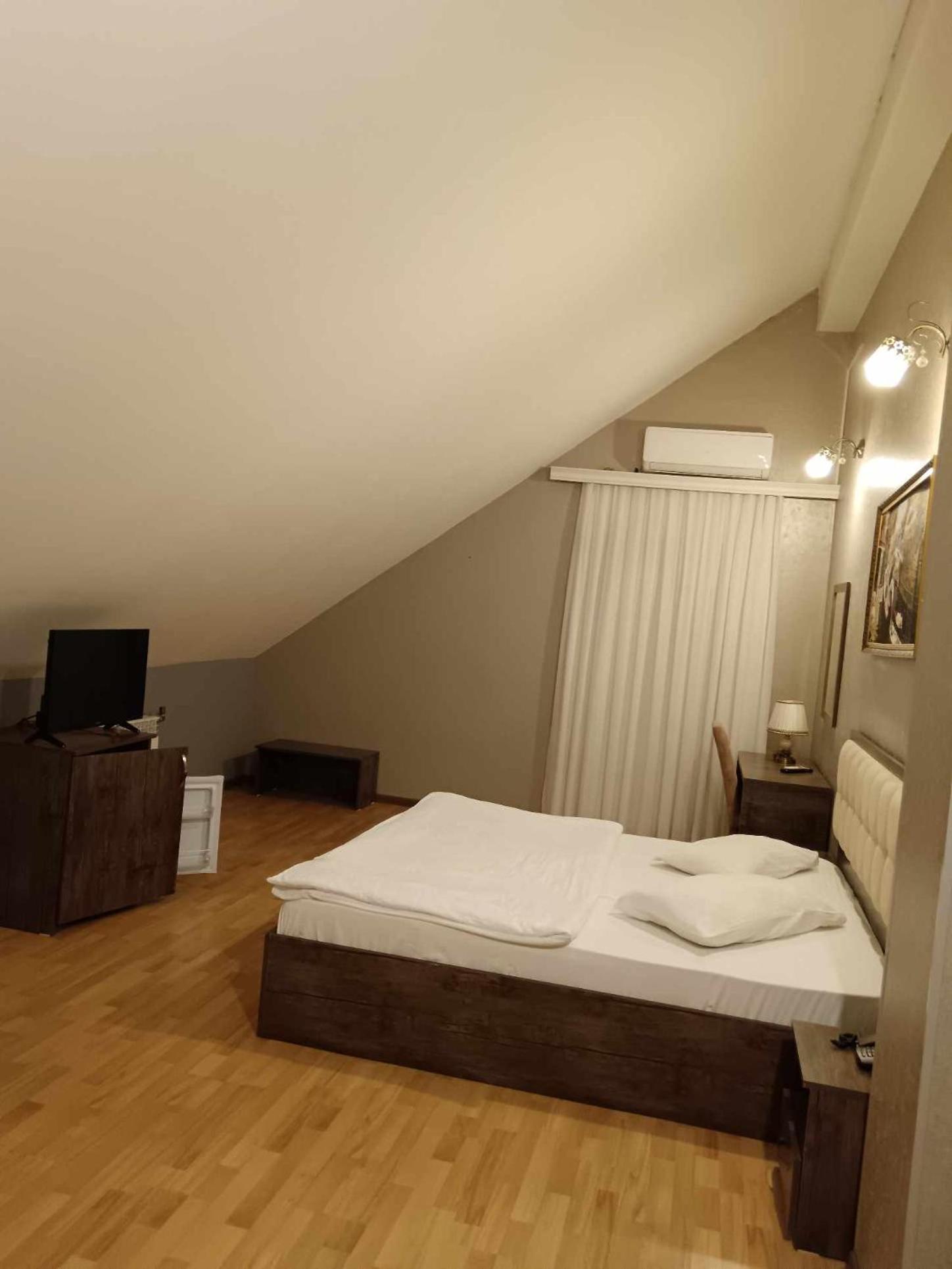 Soprano Guest House