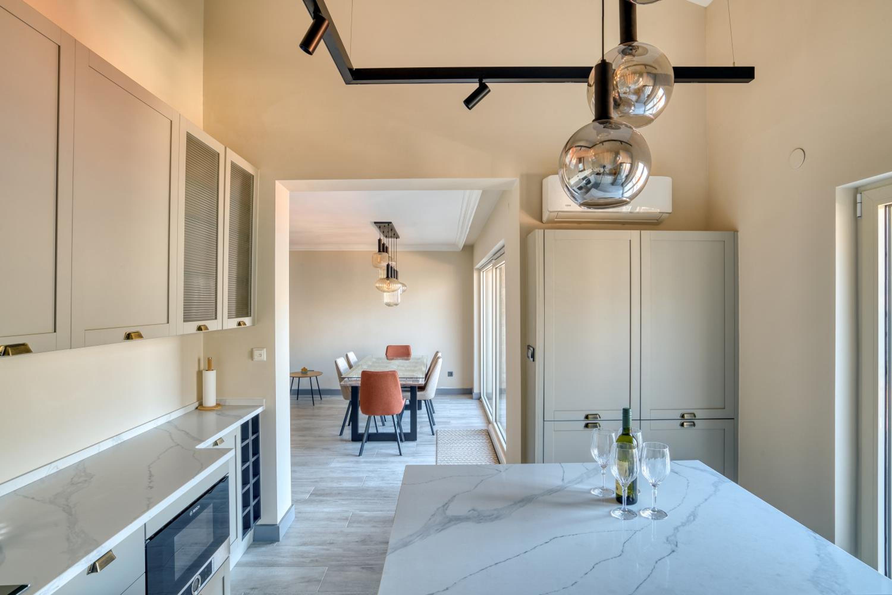 Luxurious 3-Bedroom Apartment by MN Property view 2
