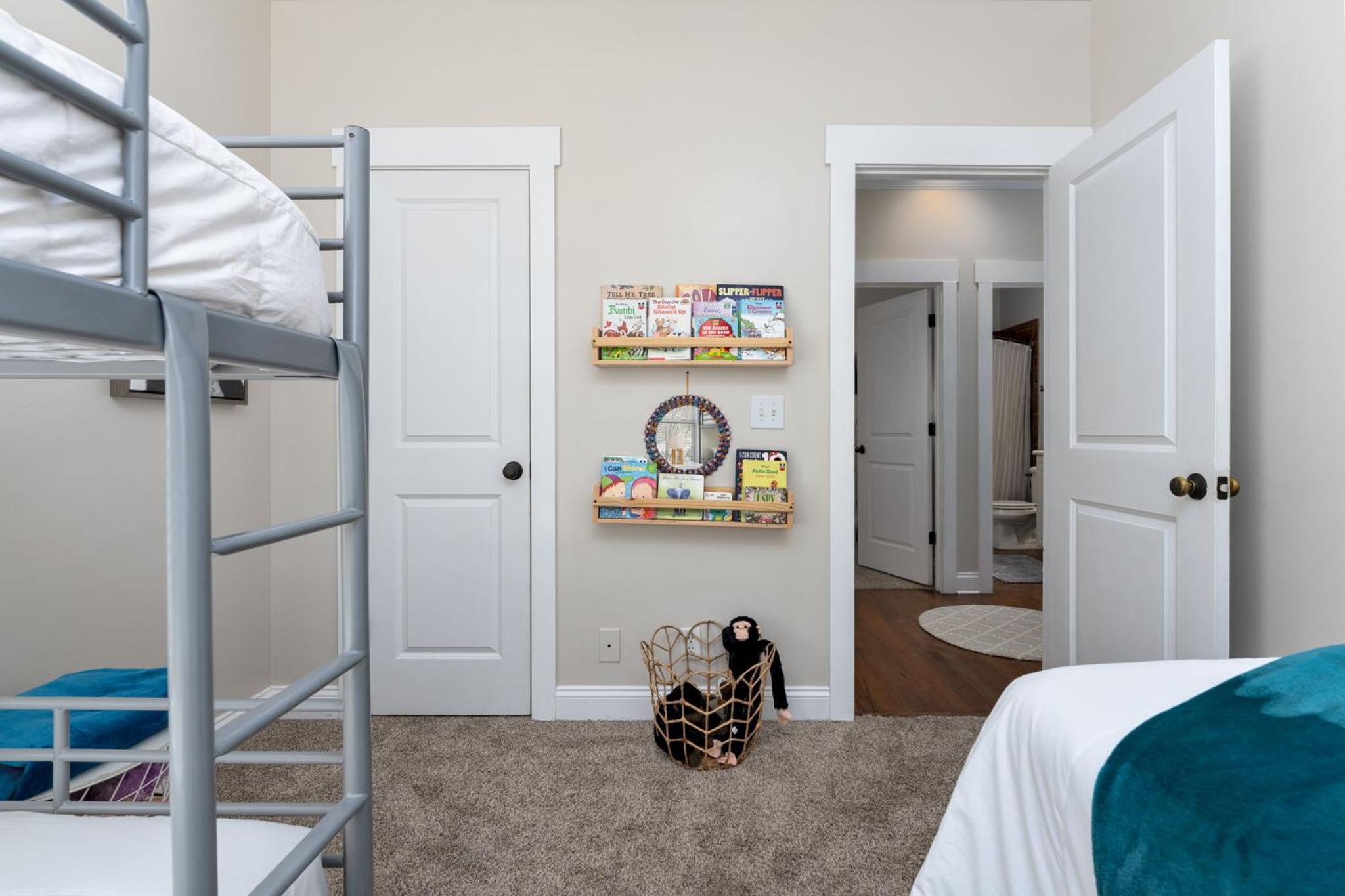 Downtown Wilmington Home ~ Pet Friendly
