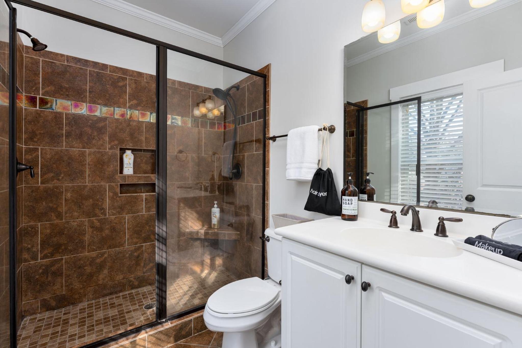 Downtown Wilmington Home ~ Pet Friendly