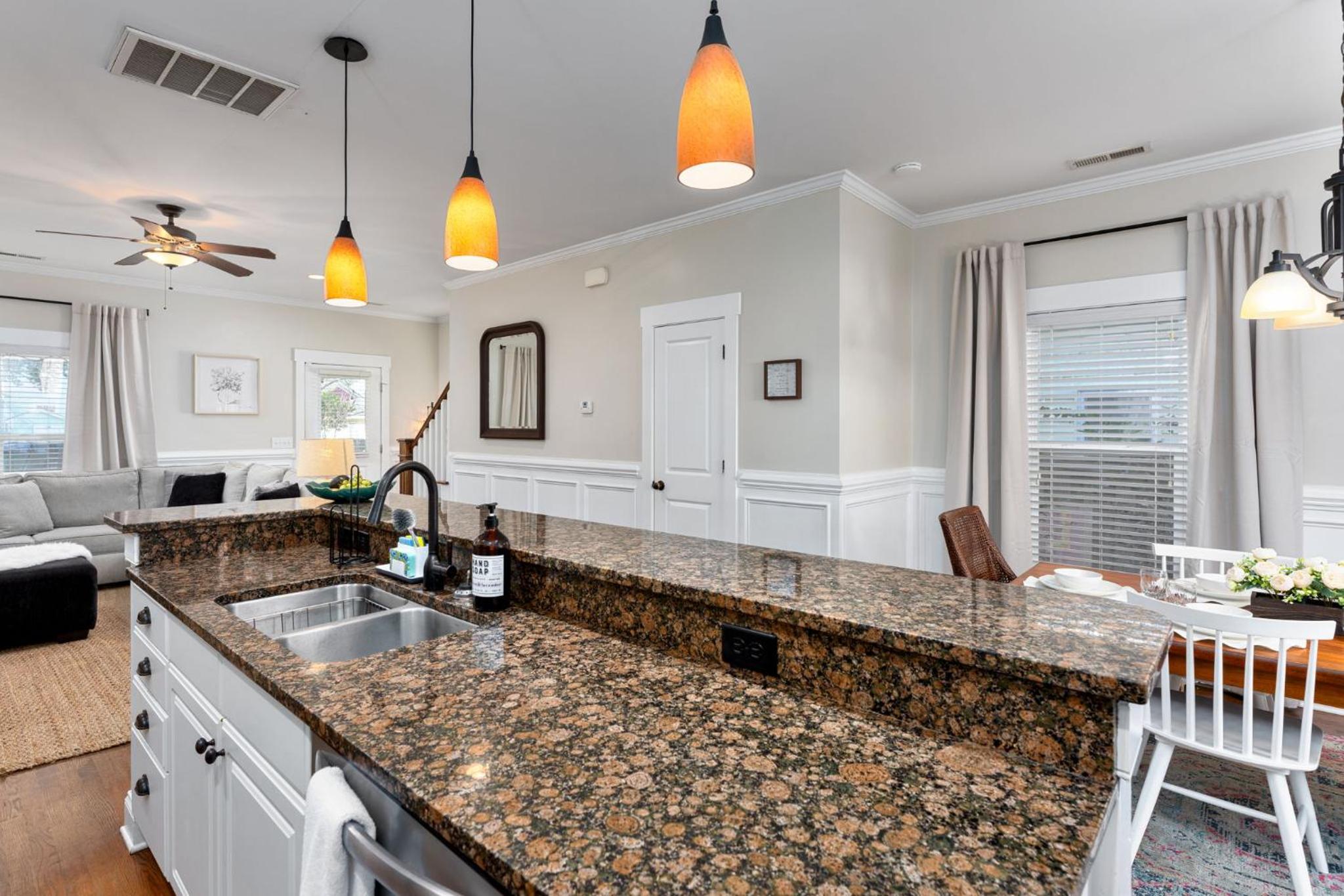 Downtown Wilmington Home ~ Pet Friendly
