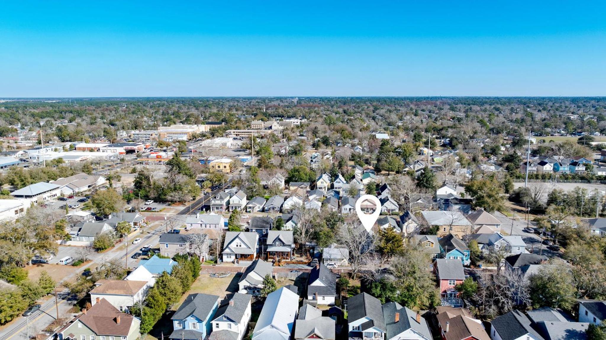 Downtown Wilmington Home ~ Pet Friendly