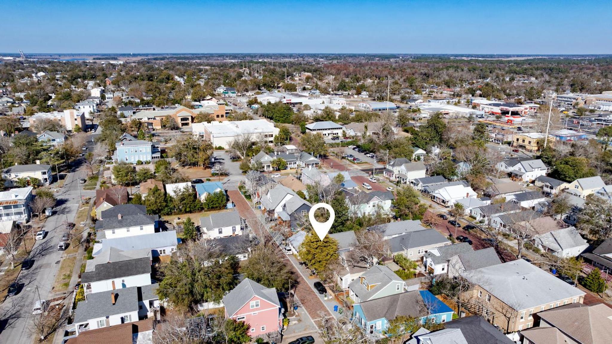 Downtown Wilmington Home ~ Pet Friendly