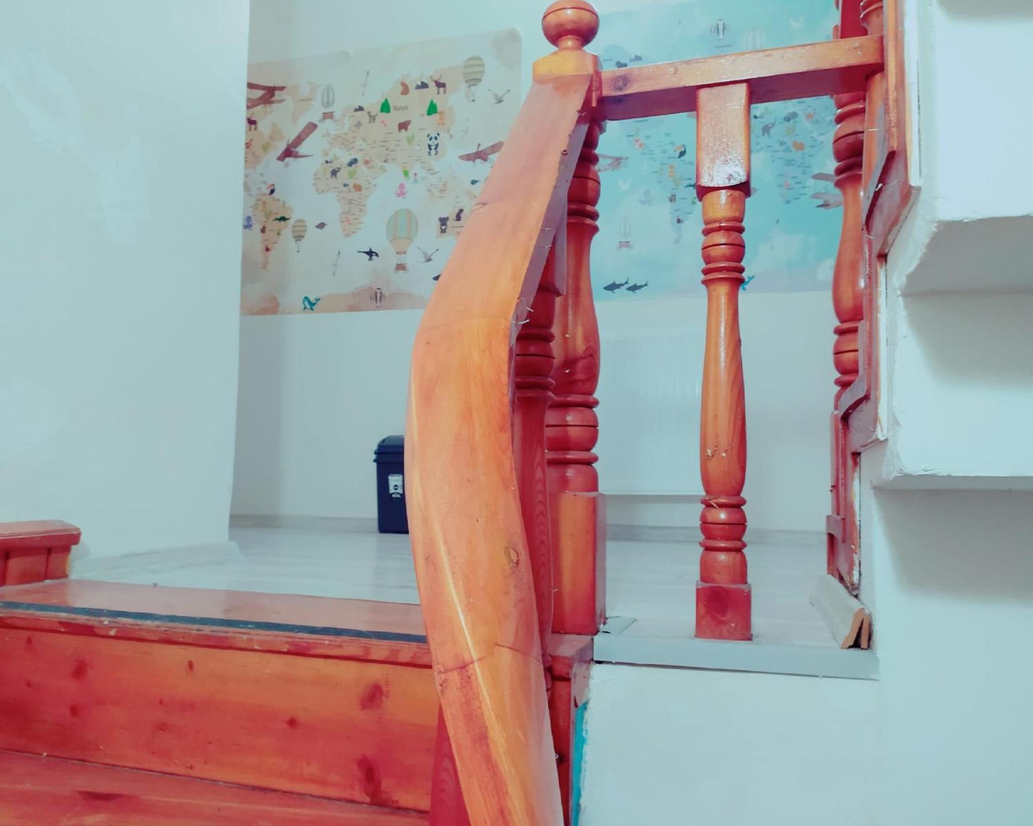 Eroz Hostel Old City