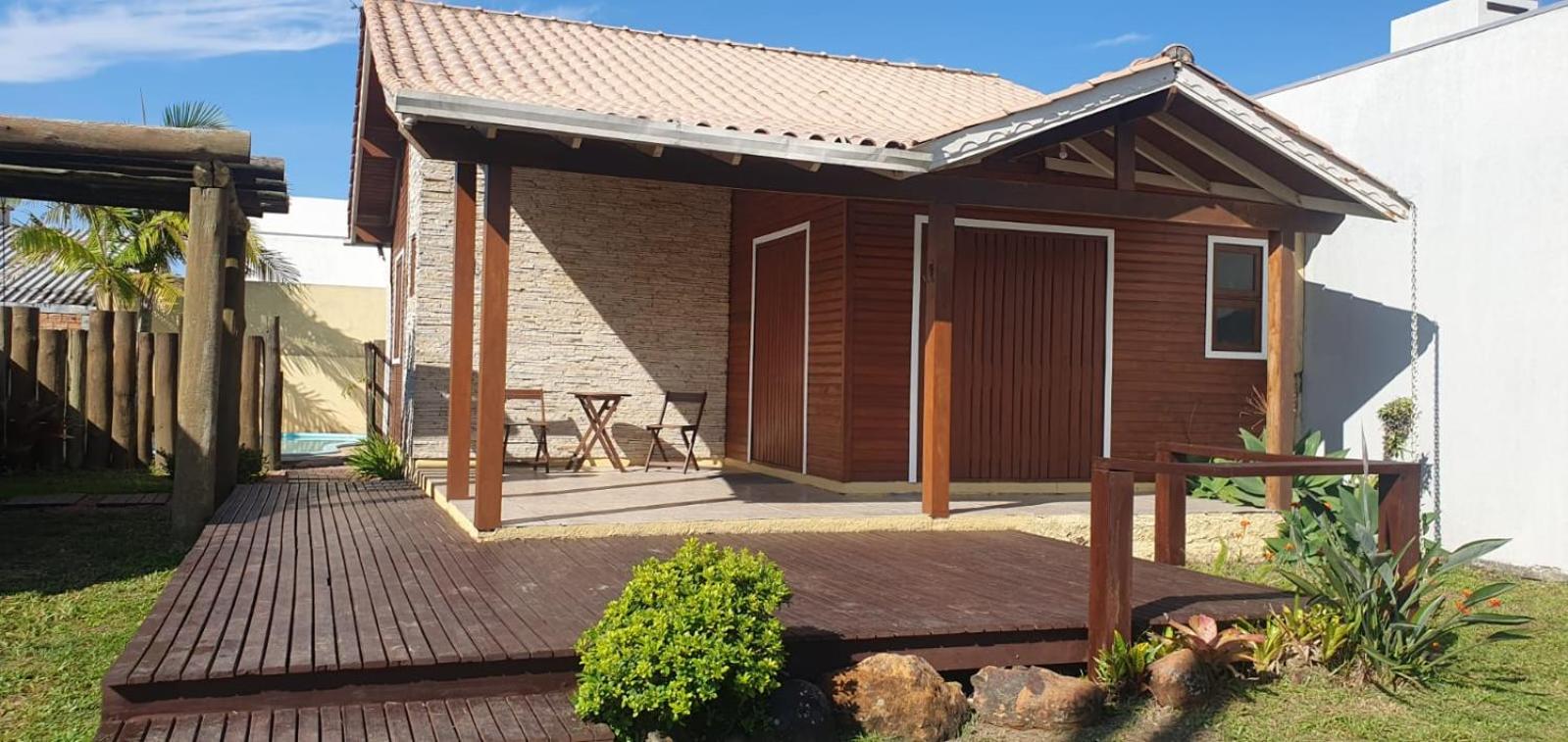 Linda casa com piscina 50m praia