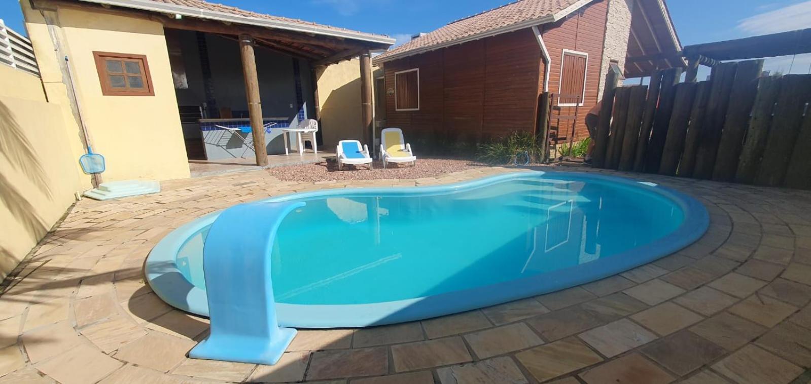 Linda casa com piscina 50m praia