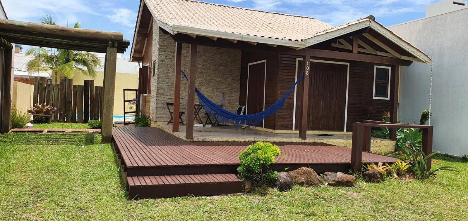 Linda casa com piscina 50m praia