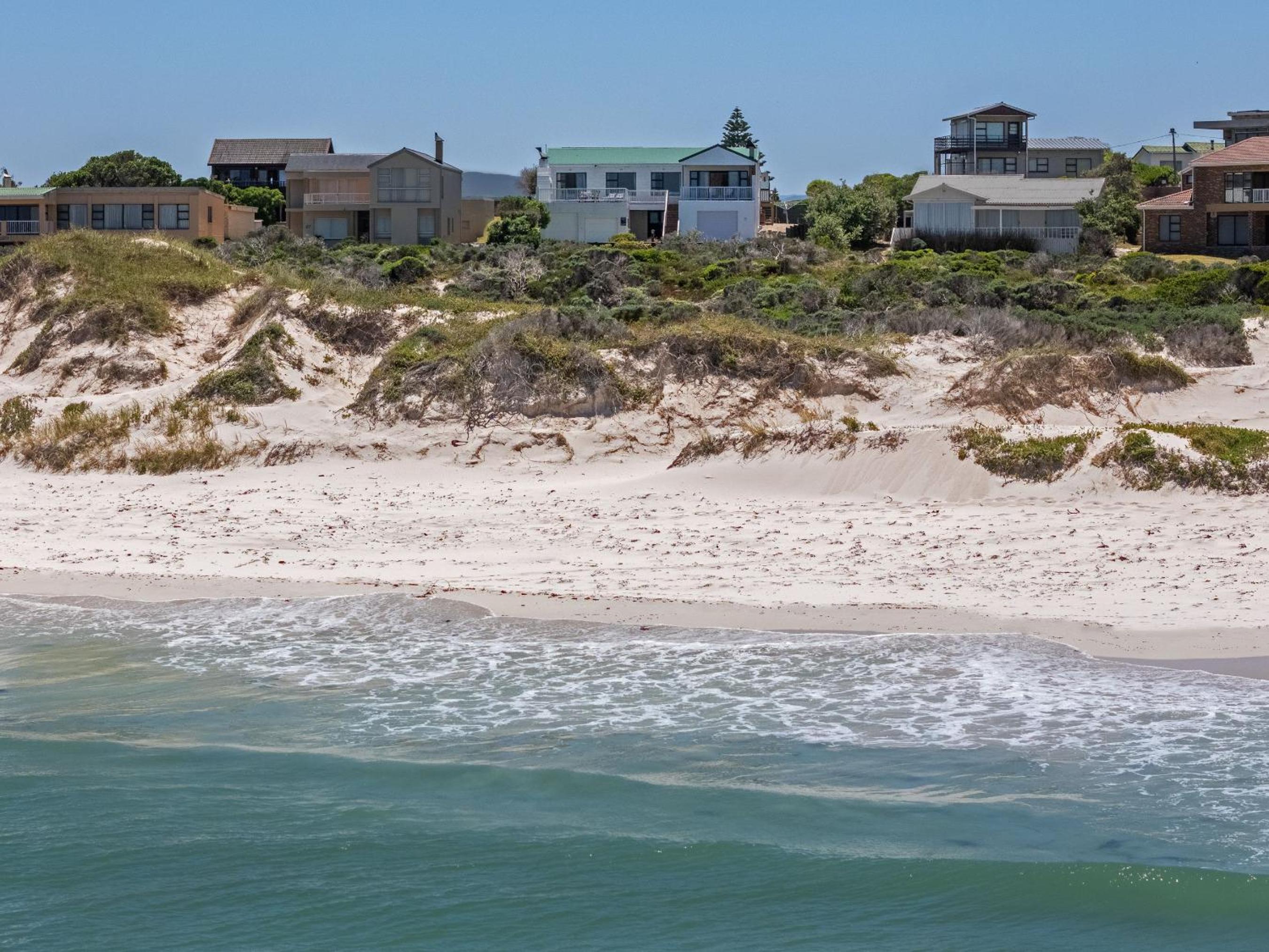 Pearly Beach House view 3