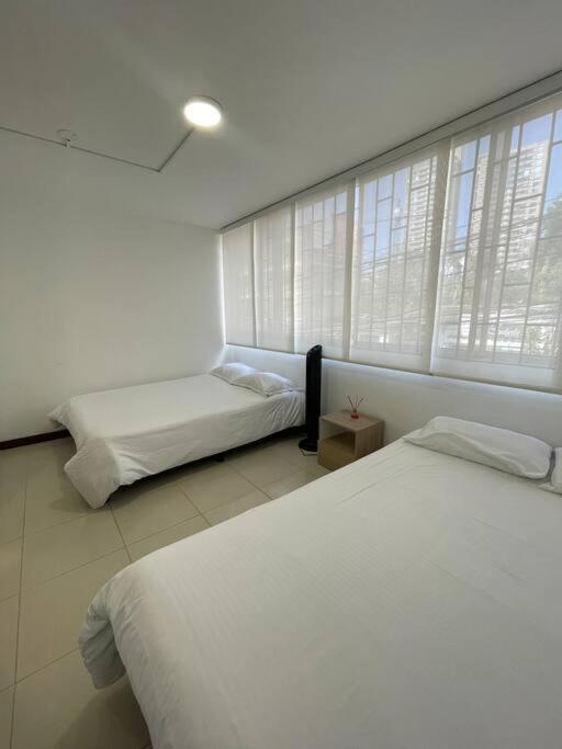 Apartment w/ Jacuzzi Best location/ Parque Lleras