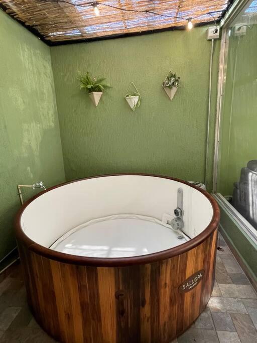 Apartment w/ Jacuzzi Best location/ Parque Lleras