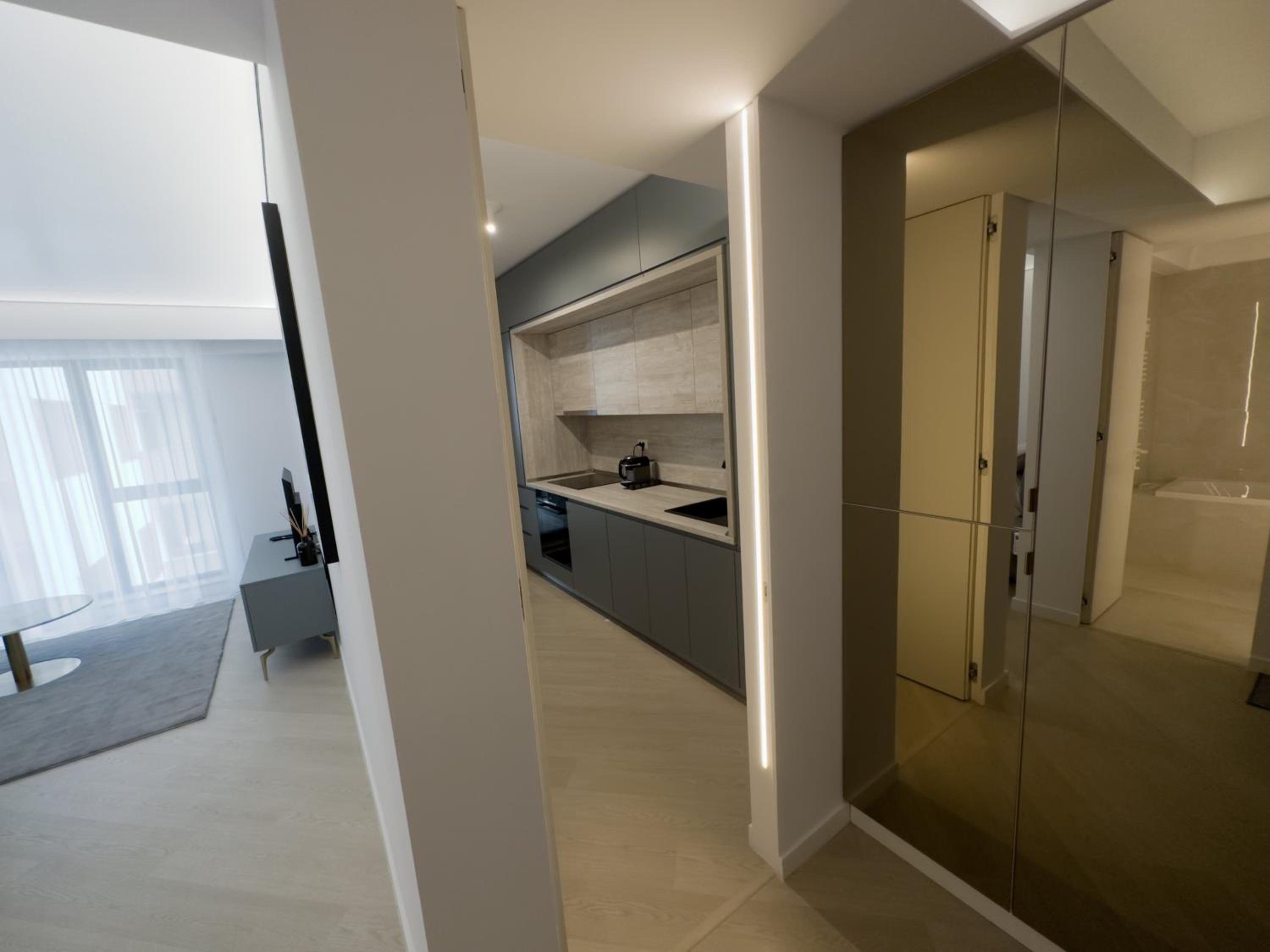 Cortina North Edition Studio view 4