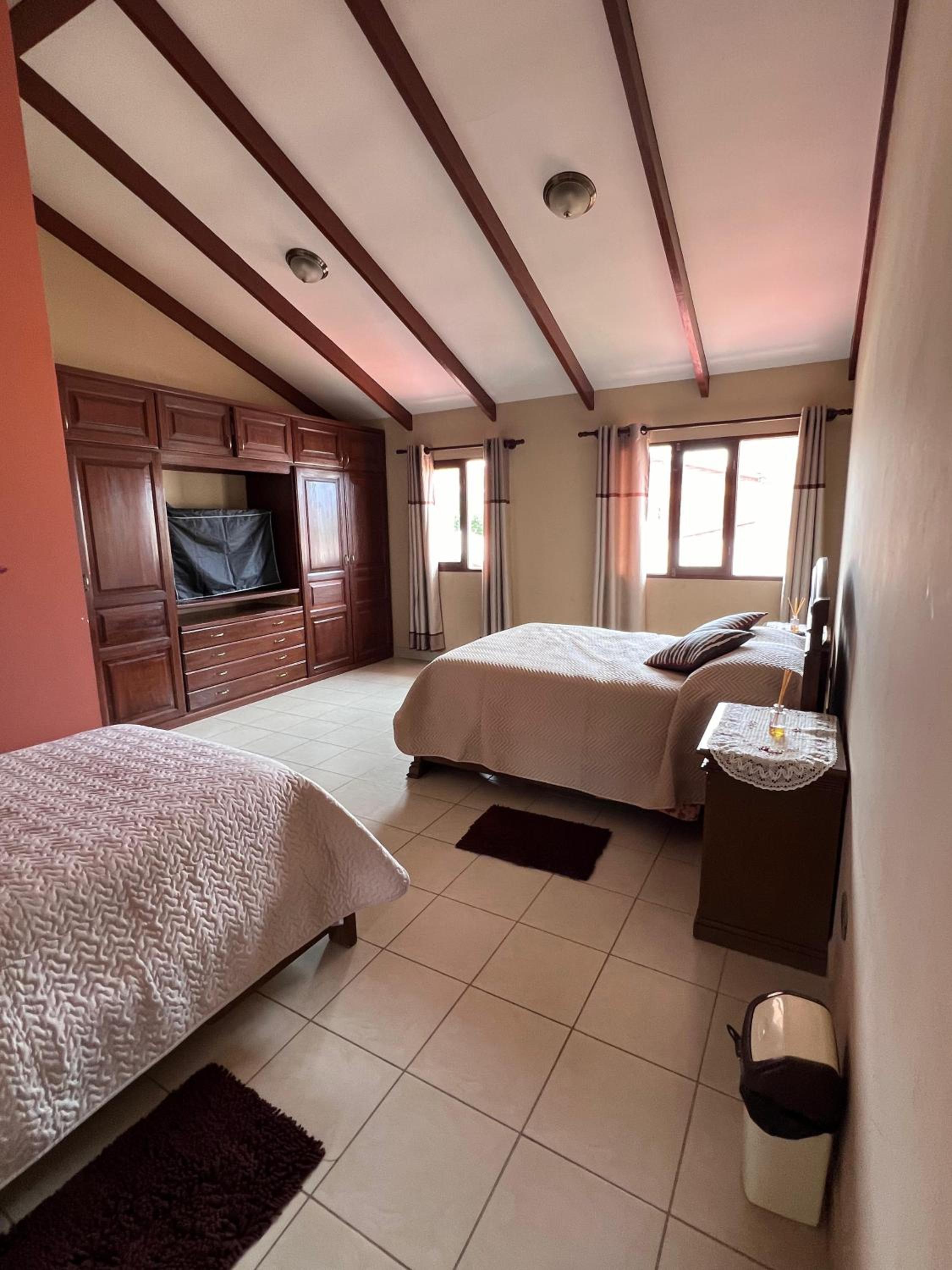 Hermosa y cómoda casa en Cochabamba