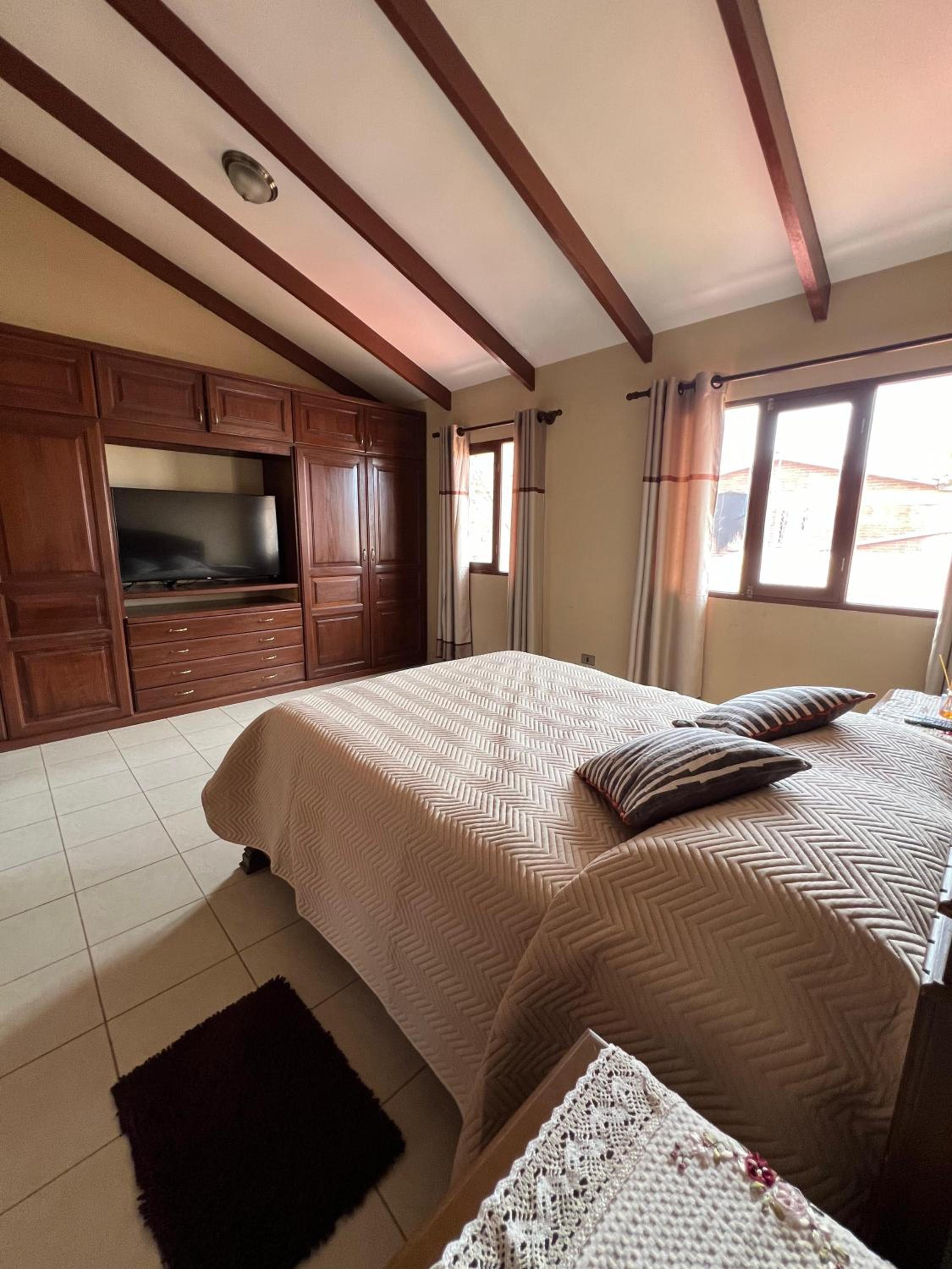 Hermosa y cómoda casa en Cochabamba