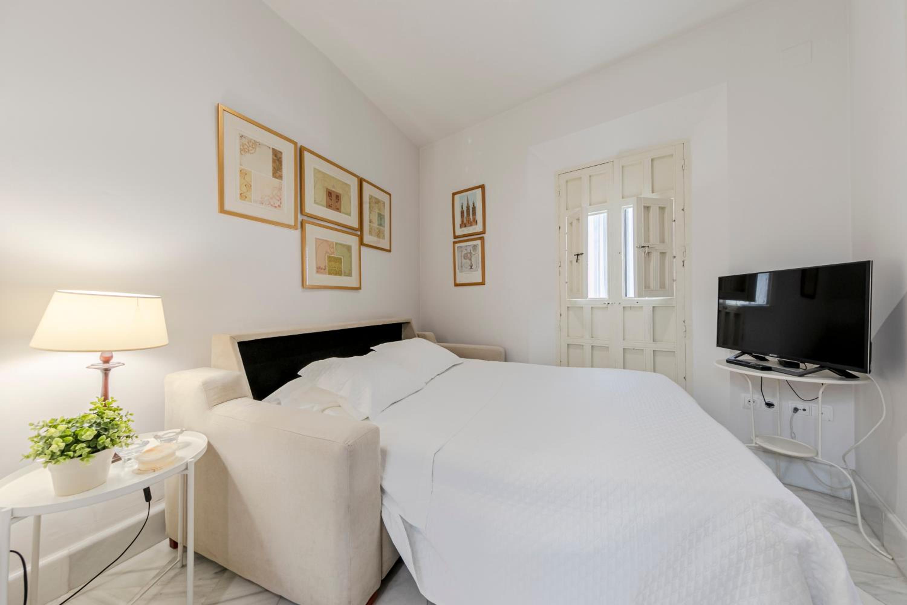 Sevilla Home Center