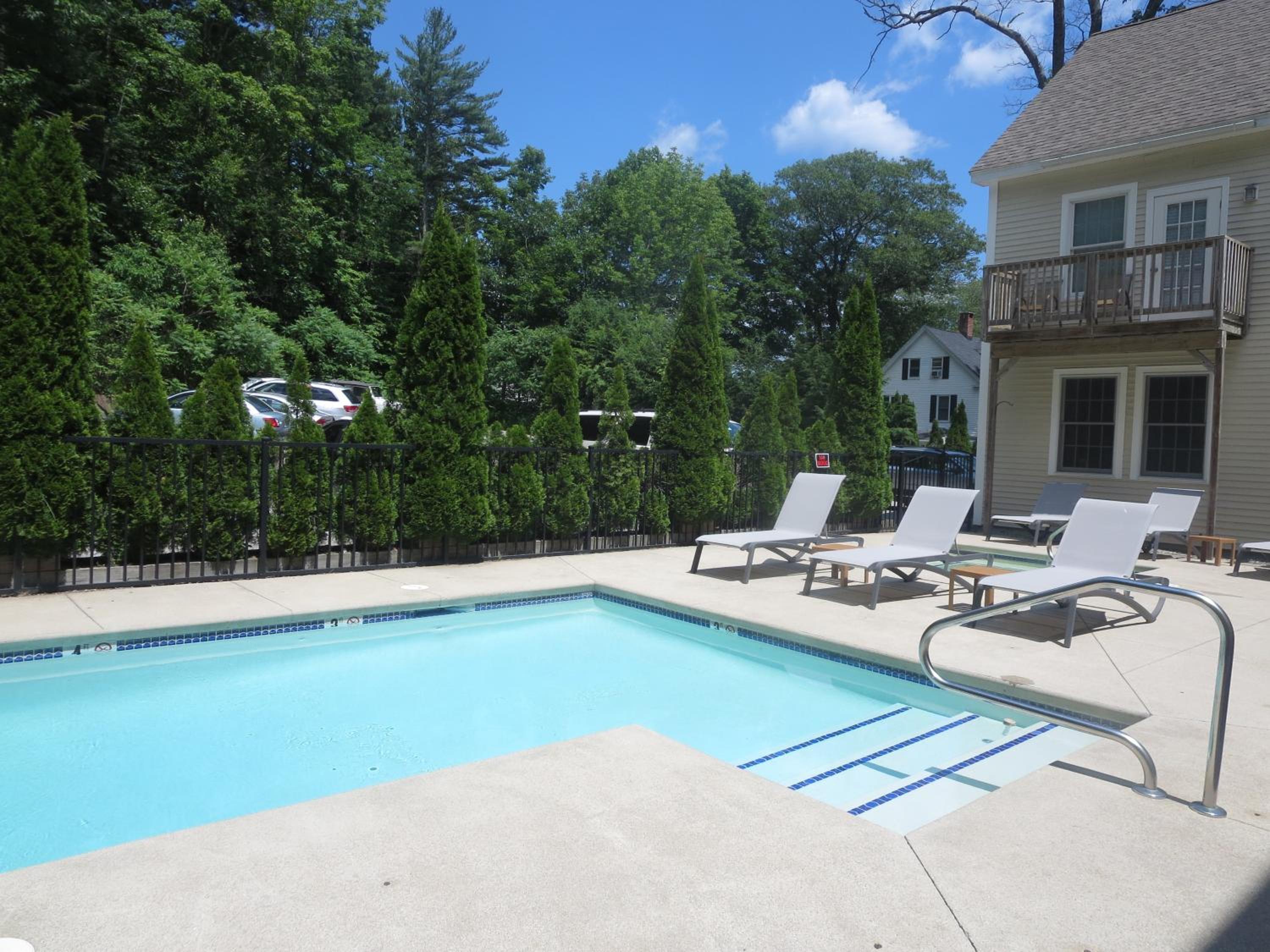 Admiral's Inn Resort - Property Image 1