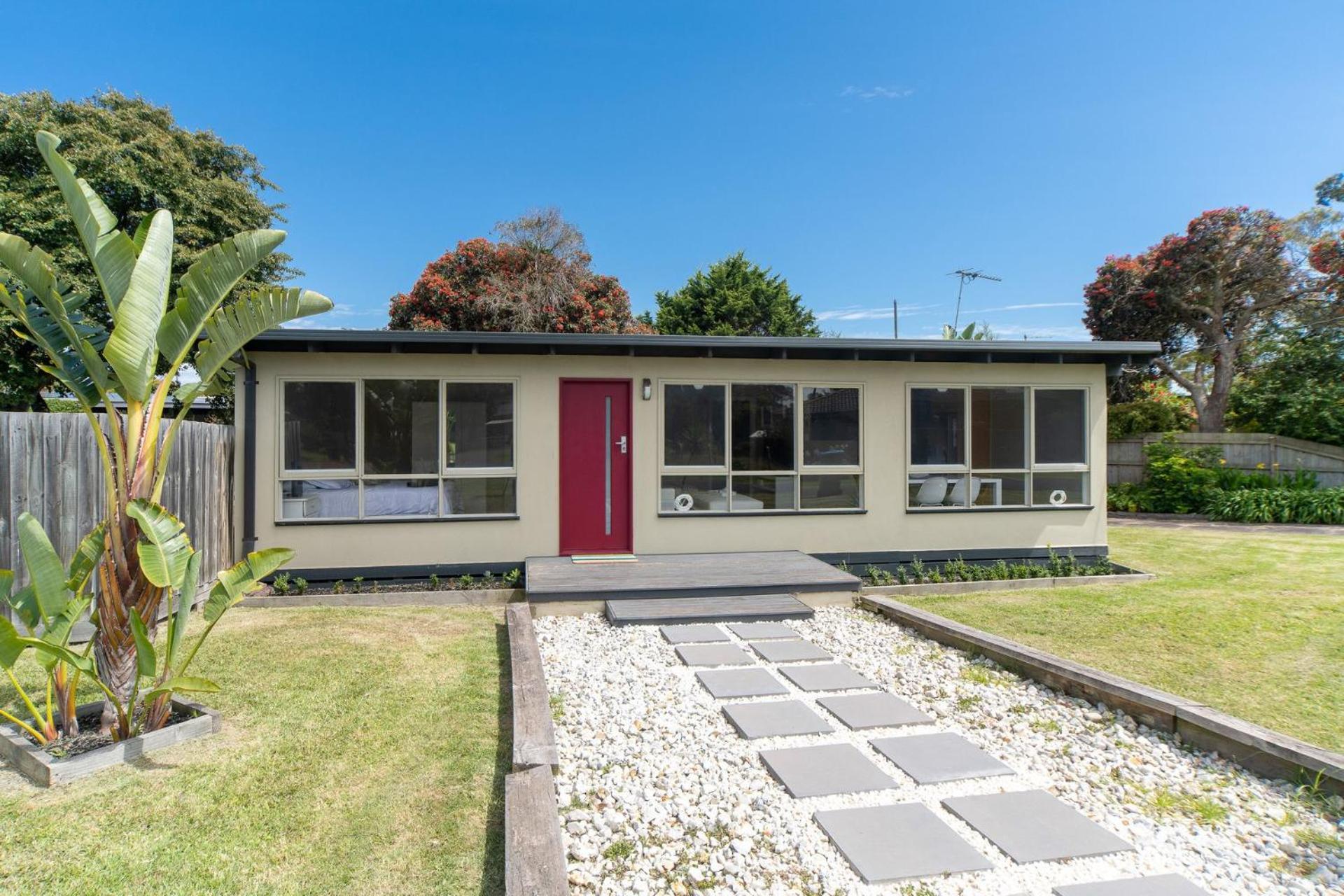 Tropicana Coastal Cottage