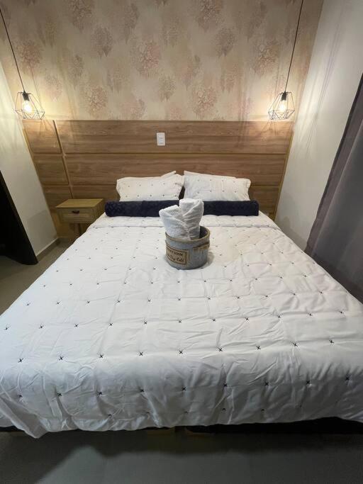 Maravilloso y Confortable Apartaestudio Medellin 703
