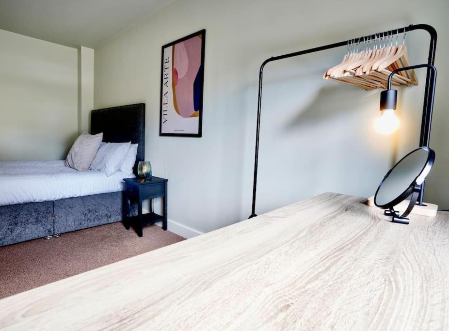 Modern townhouse City Location Free parking