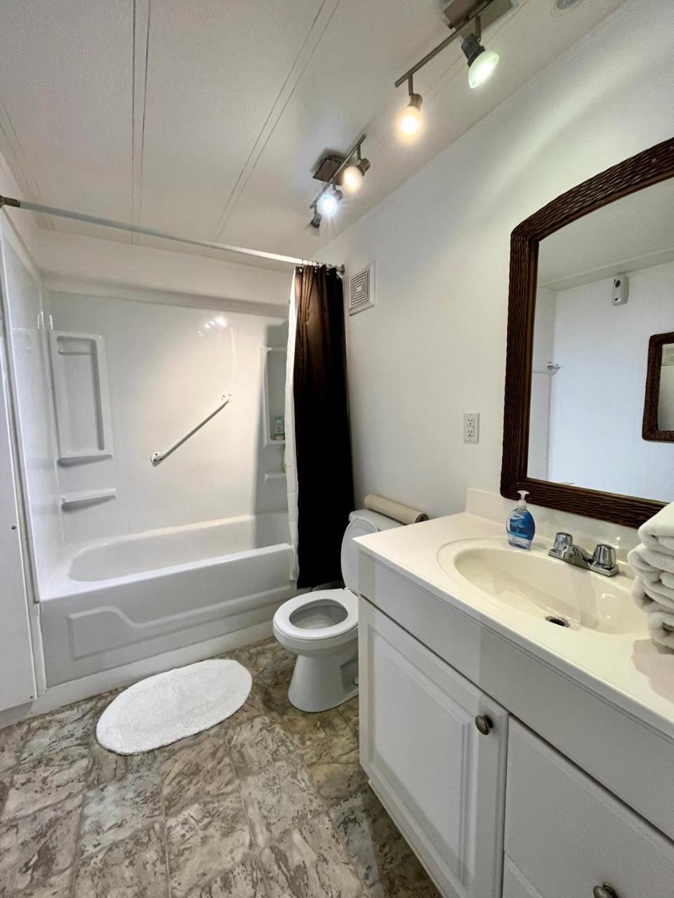 Roberts Roost Resort
