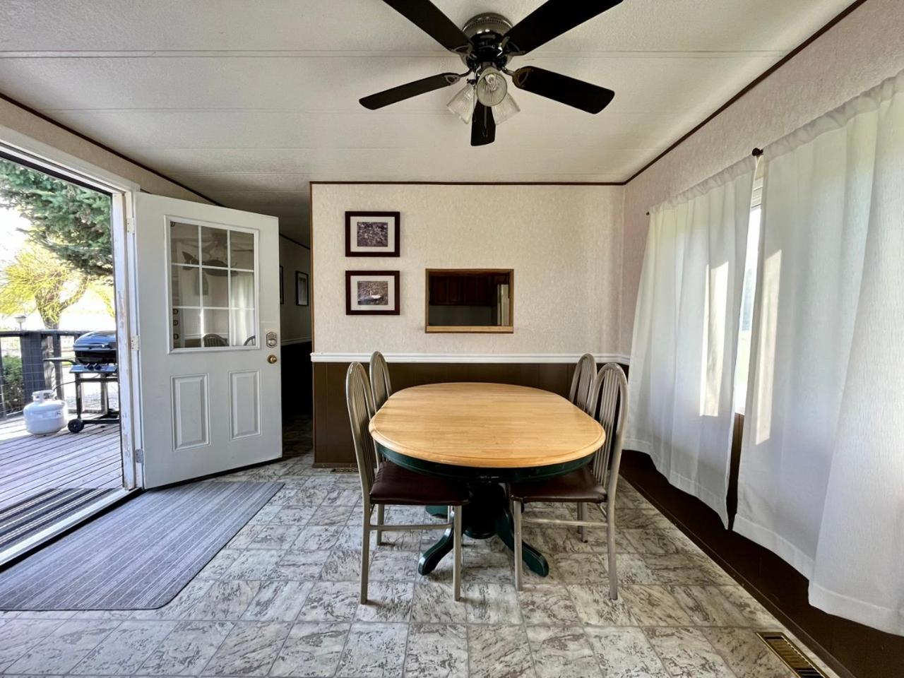 Roberts Roost Resort
