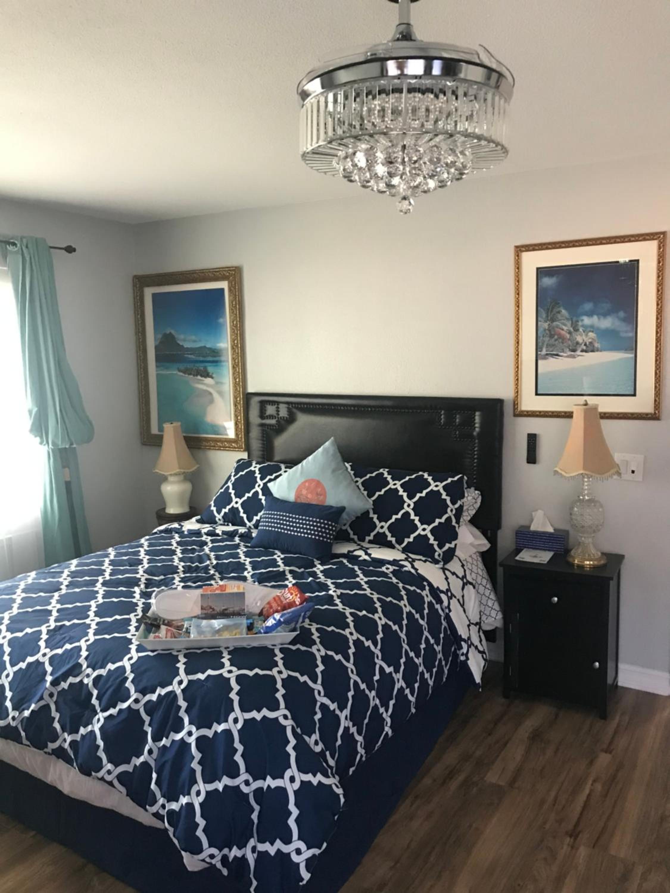 Romantic Coastal Private Room
