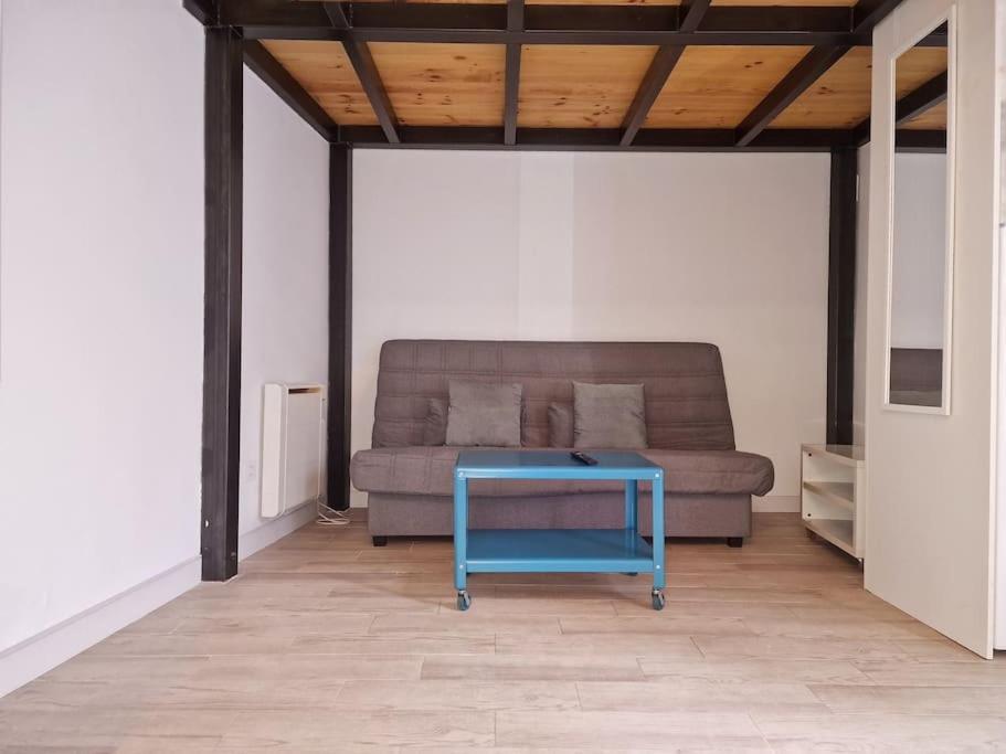 Mediodia Chica apartamento tipo loft en La Latina